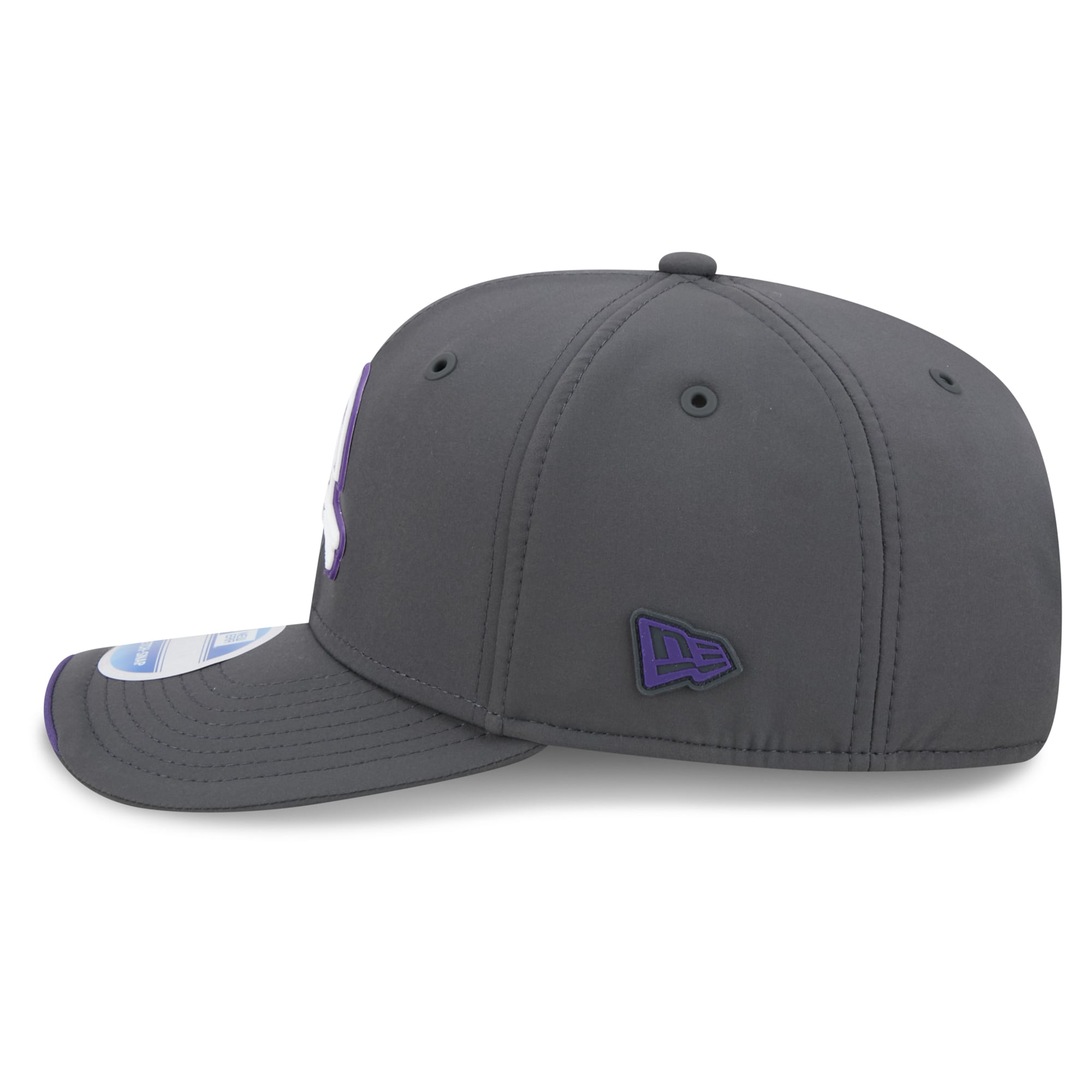 Casquette ajustable New Era anthracite Minnesota Vikings 2026 Sideline pour temps froid 9SEVENTY