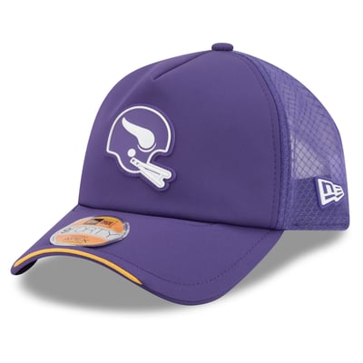 Minnesota Vikings New Era 2026 Sideline Throwback Apex 9FORTY Adjustable Trucker Hat - Purple