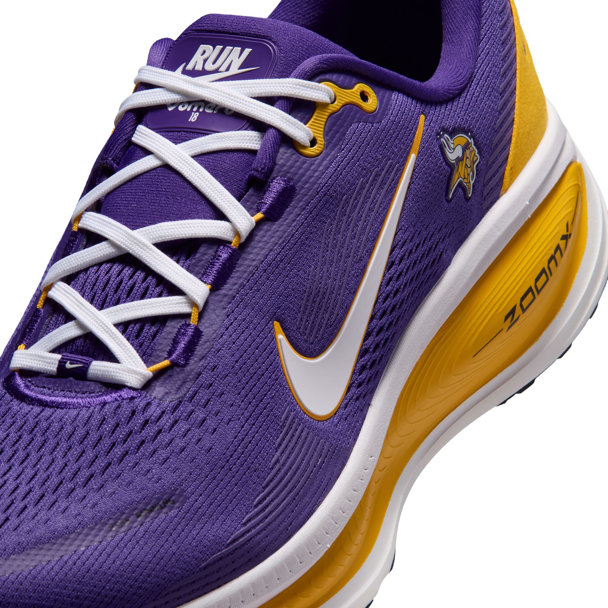 Men's Nike Minnesota Vikings Vomero 18 Running Shoes