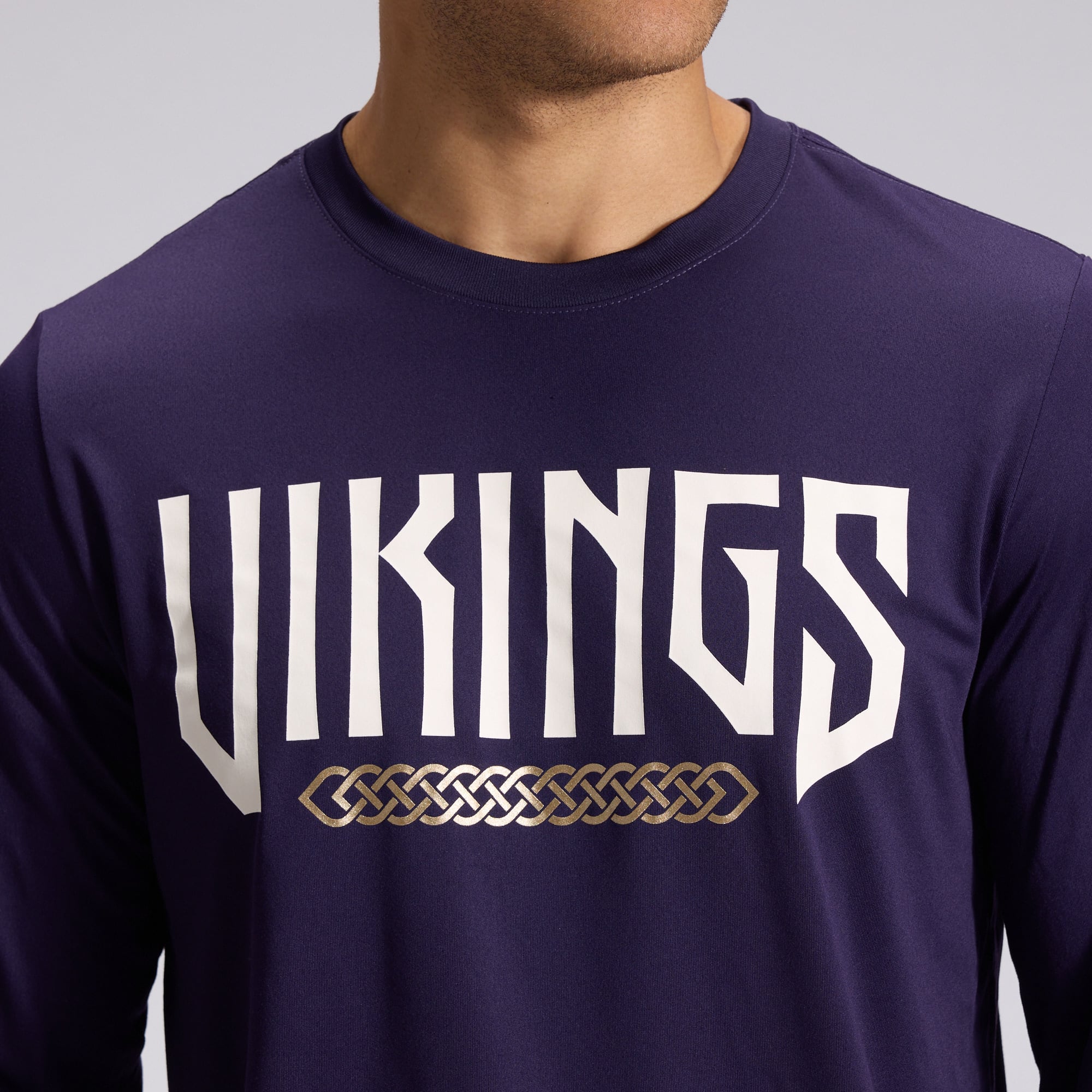Men's Nike Purple Minnesota Vikings 2026 Rivalries Collection Sideline Legend Long Sleeve T-Shirt