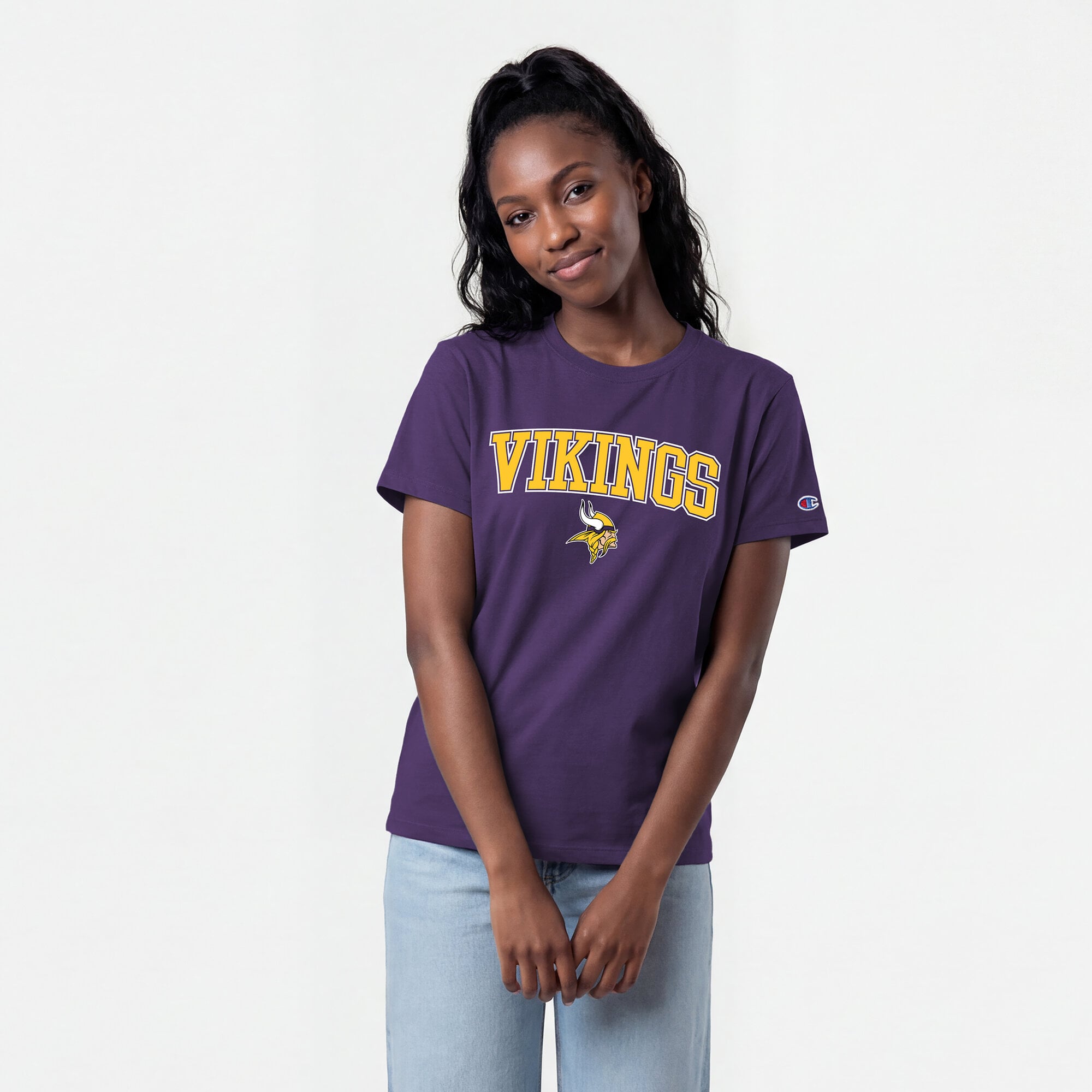 T-shirt Champion violet pour femmes avec logo arqué des Vikings du Minnesota