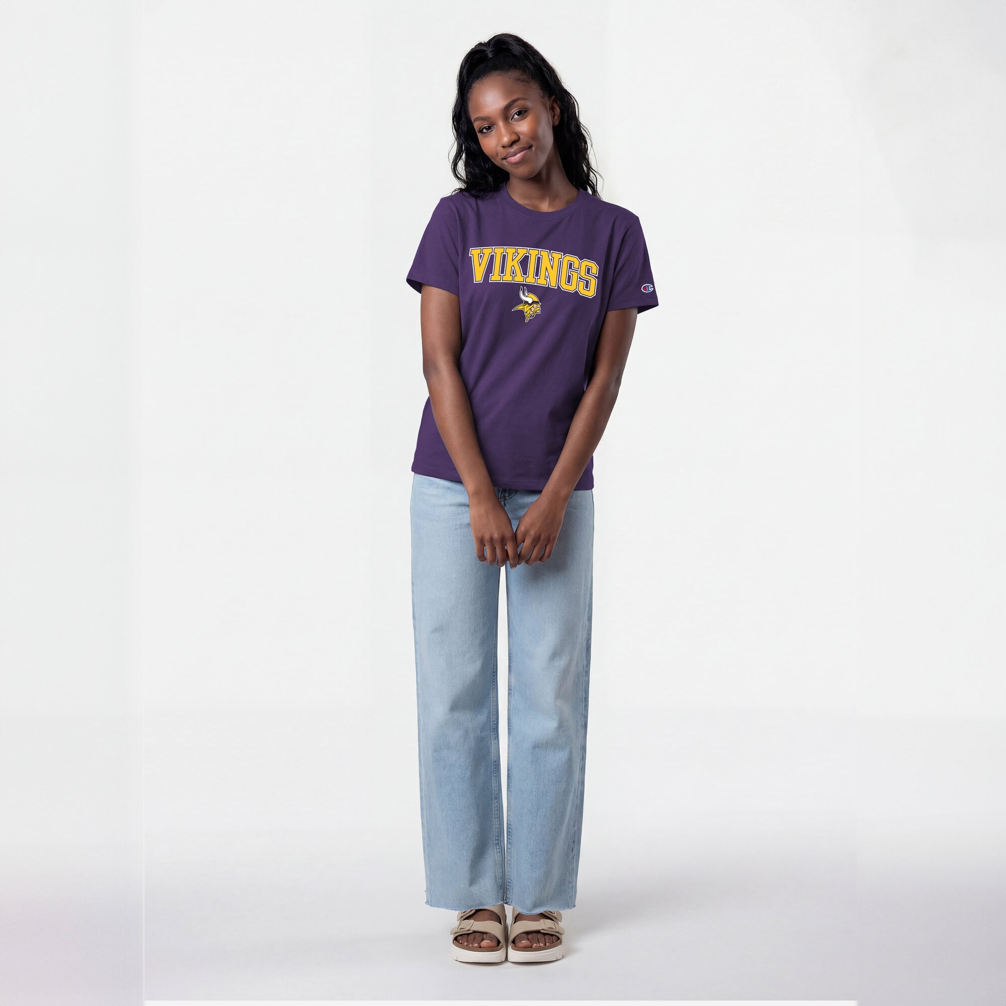 T-shirt Champion violet pour femmes avec logo arqué des Vikings du Minnesota