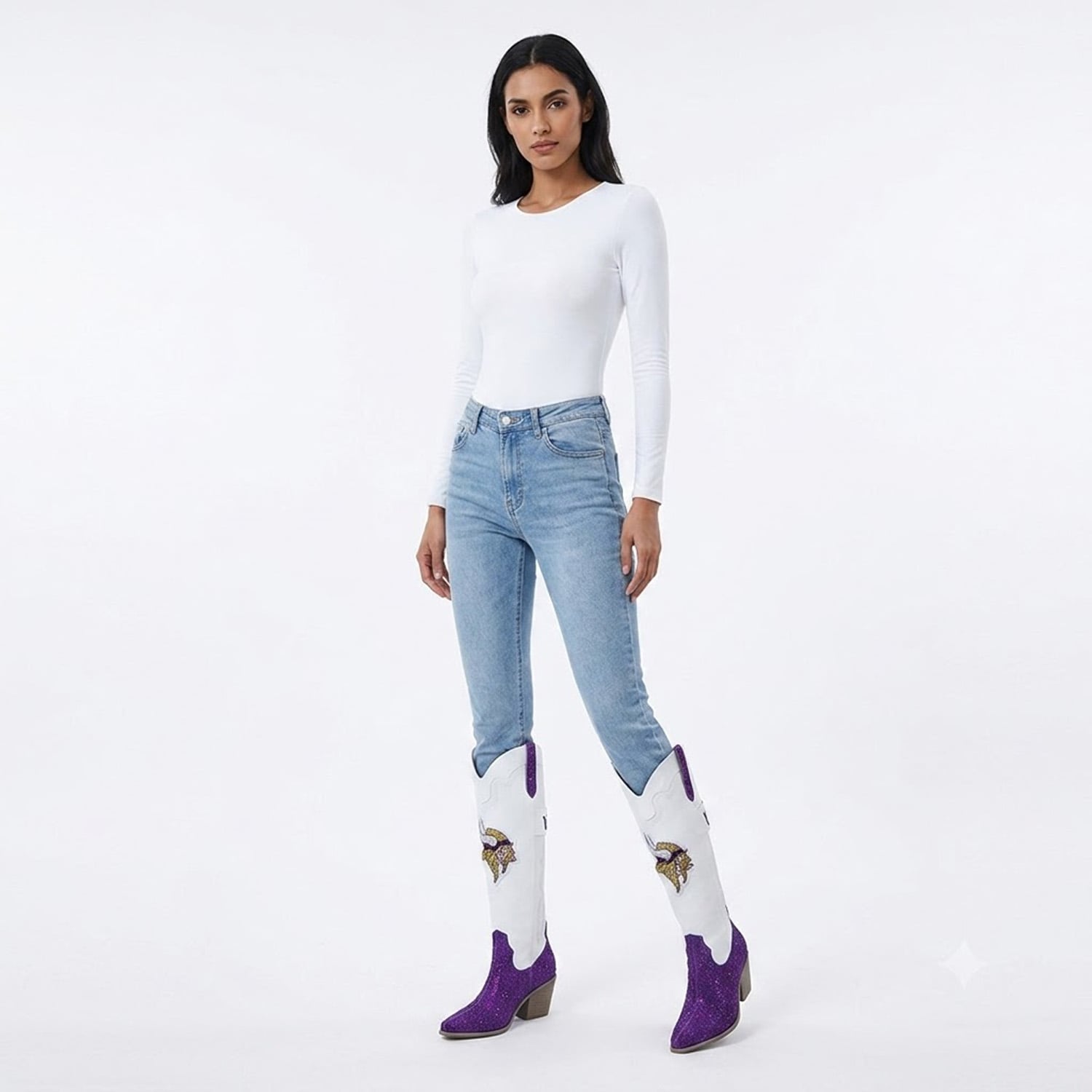 Bottes de cowboy blanches FABGATING by Cuce Minnesota Vikings Crystal pour femmes