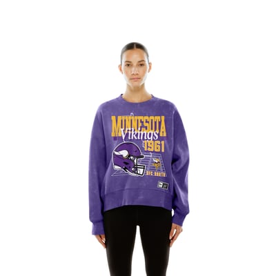  Minnesota Vikings New Era Women's Throwback Mineral Wash Boxy Fleece Crewneck Sweatshirt - Purple