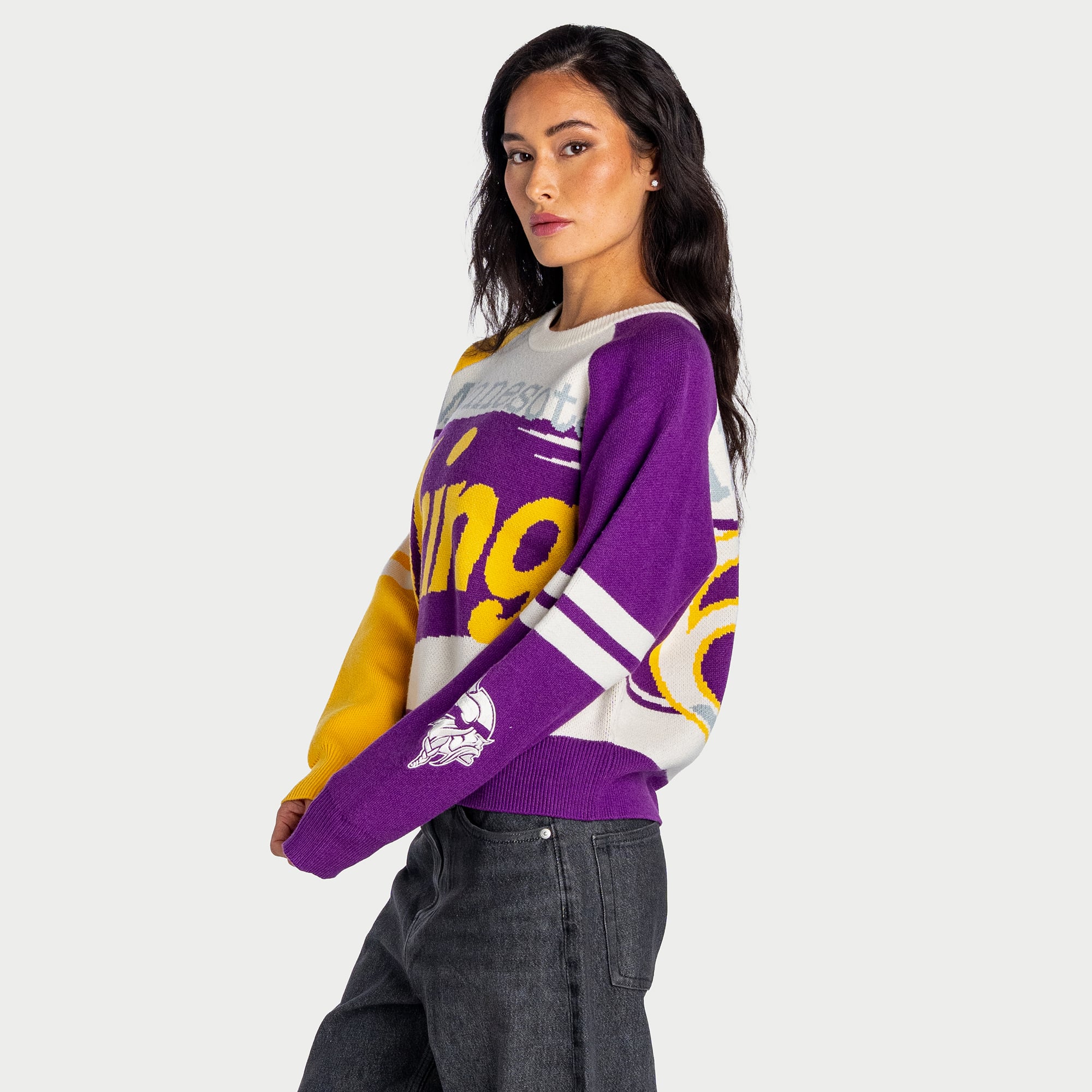 Pull The Wild Collective crème Minnesota Vikings à manches raglan carrées en jacquard tri-mélange pour femme