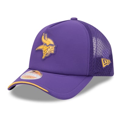 Minnesota Vikings New Era Youth 2026 Sideline Apex 9FORTY Adjustable Trucker Hat - Purple
