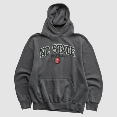 NC State Wolfpack American Threads Collection 2000s Hooded Pullover Sweatshirt - Dark Heather Gray - M by Fanatics Real Vintage