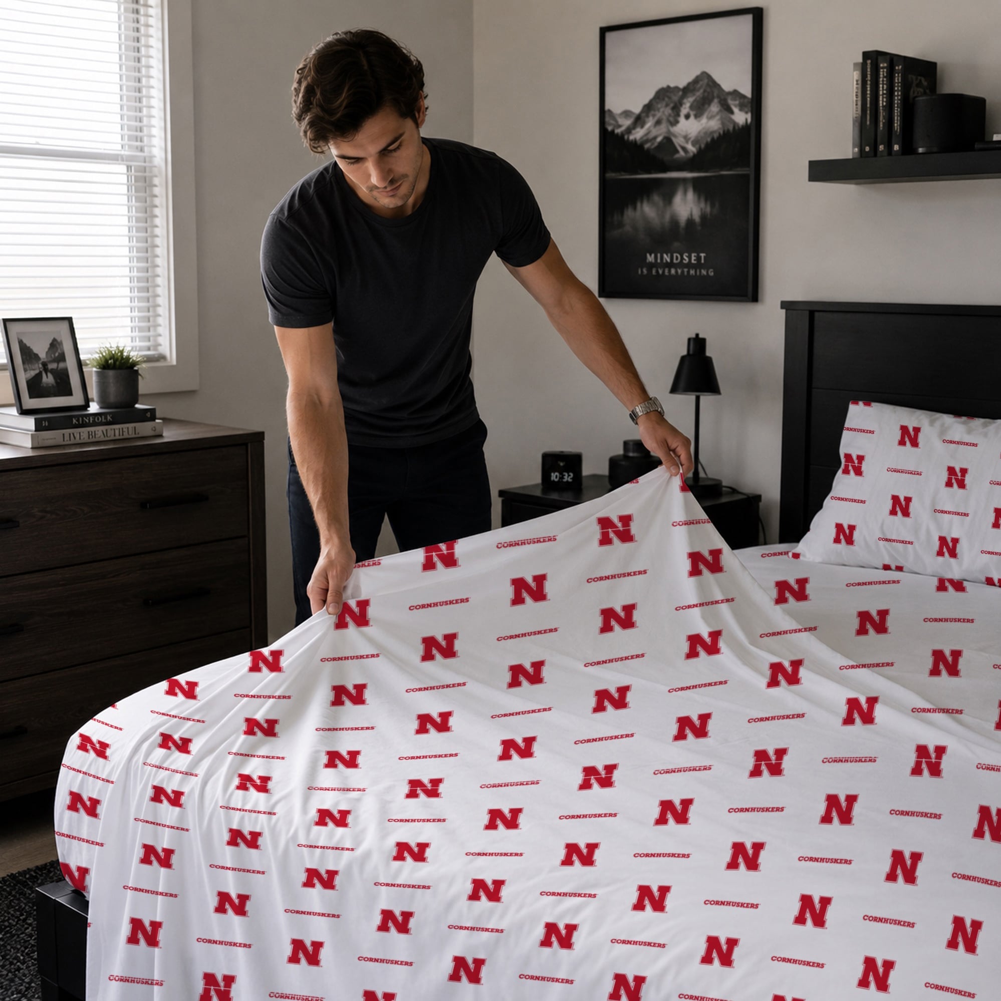 Pegasus Nebraska Huskers Three-Piece Twin Sheet Set