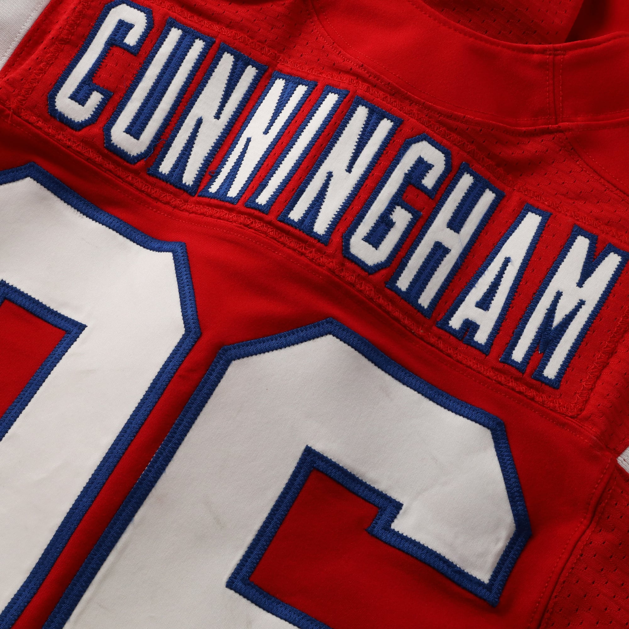 Maillot rétro rouge Nike n° 96 porté par Jermaine Cunningham, des New England Patriots, lors de la saison NFL 2012.