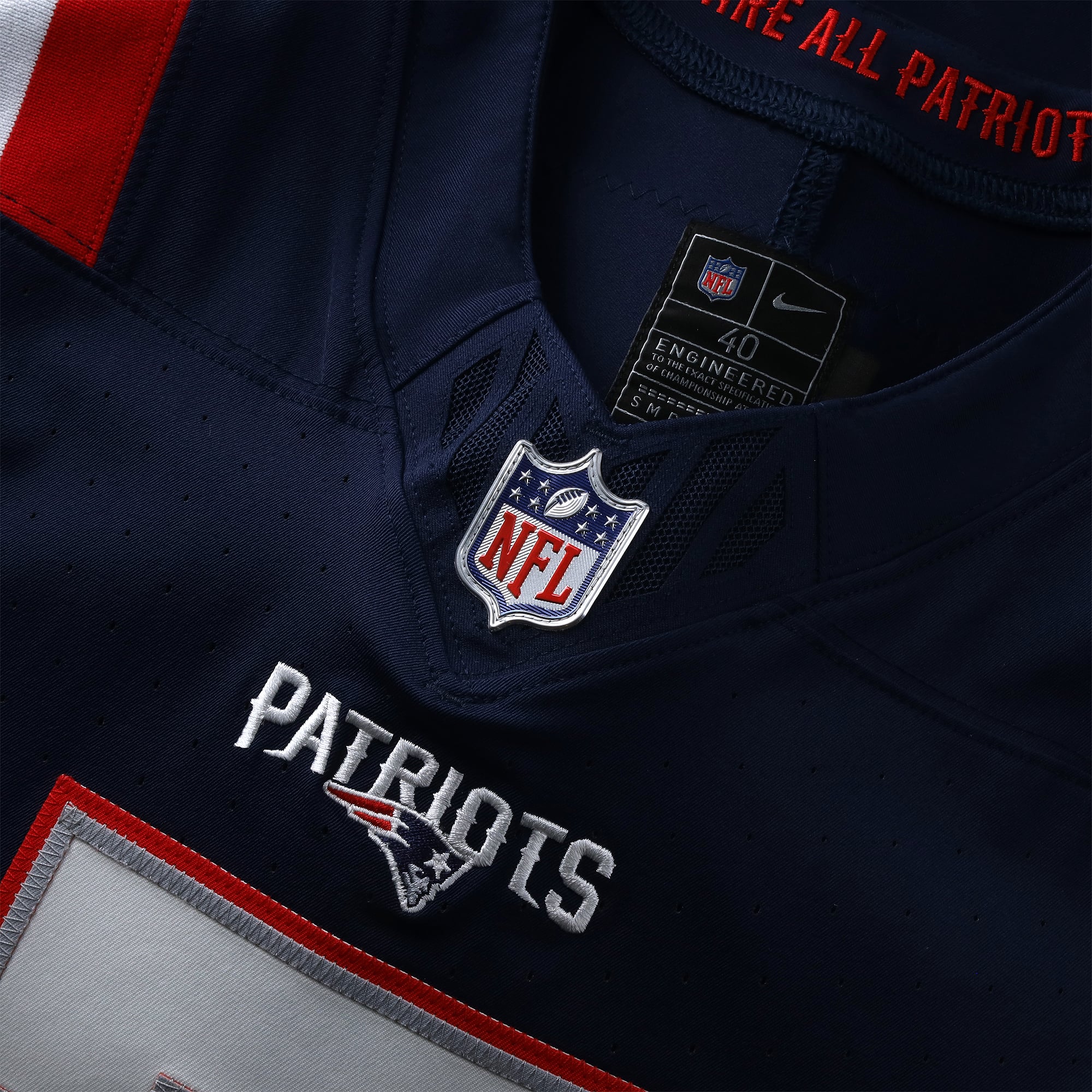 Maillot Nike bleu marine n° 7 porté par Juju Smith-Schuster, joueur des New England Patriots, saison NFL 2023