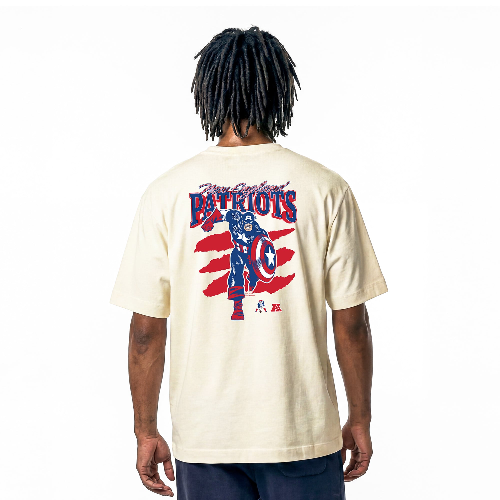 T-shirt homme Disney x Champion crème New England Patriots Captain America Heavyweight