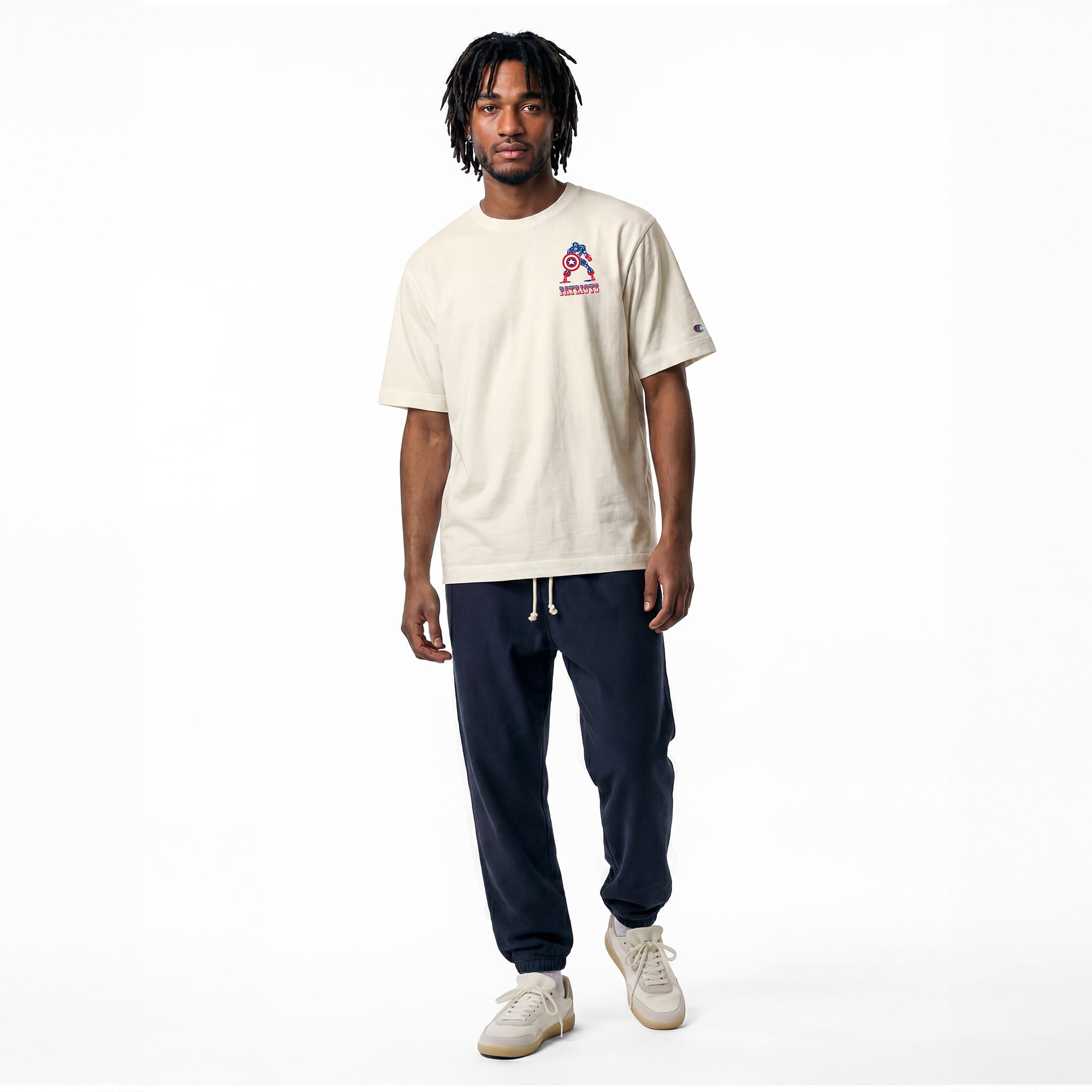 T-shirt homme Disney x Champion crème New England Patriots Captain America Heavyweight