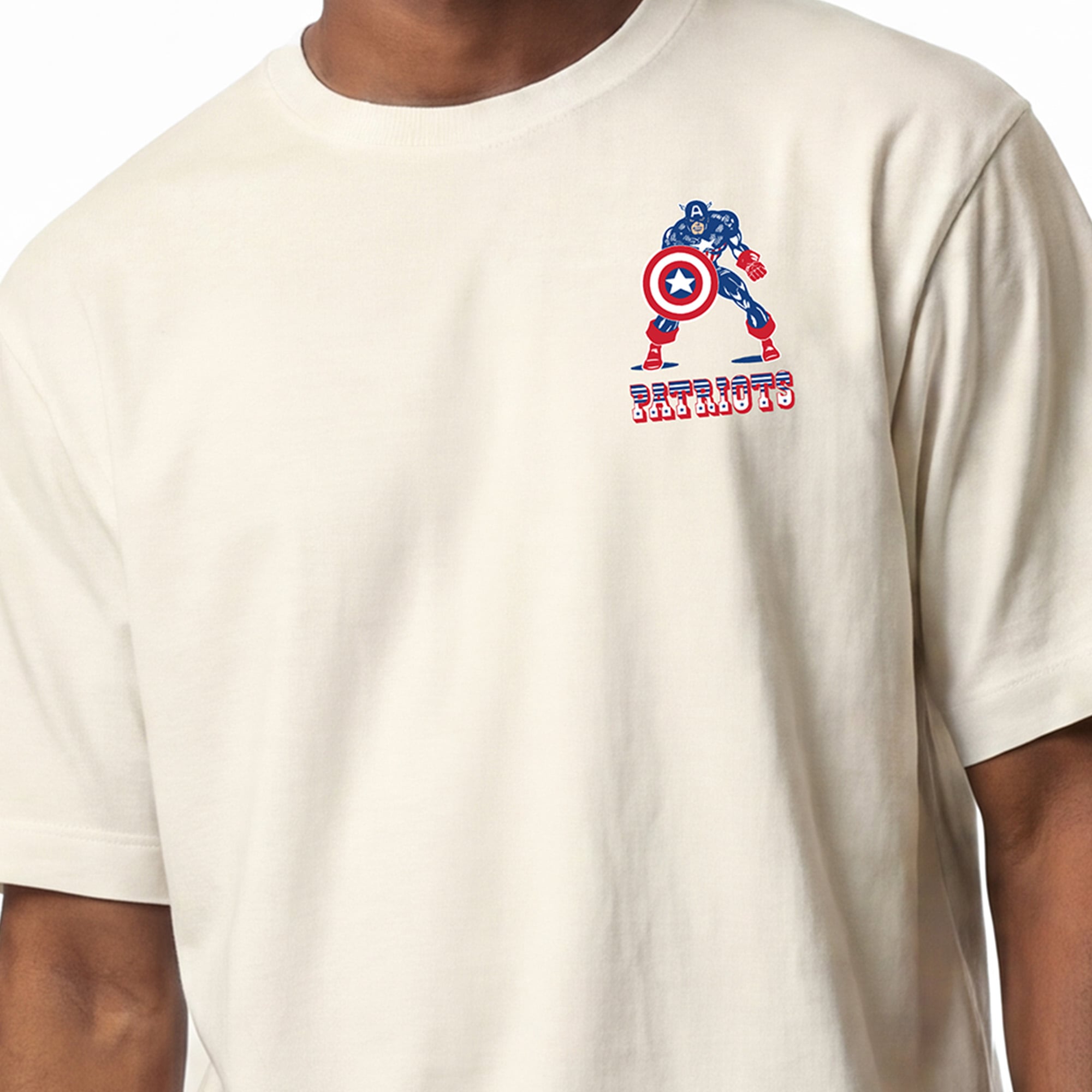 T-shirt homme Disney x Champion crème New England Patriots Captain America Heavyweight