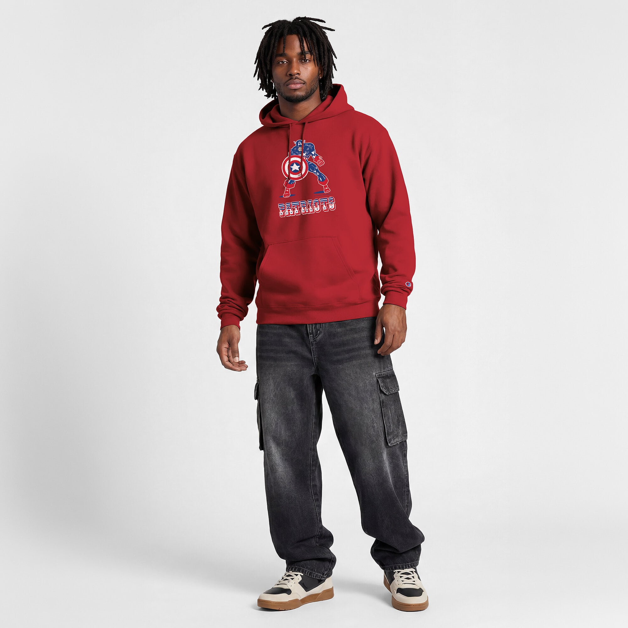 Men's Disney x Champion  Red New England Patriots Powerblend Full Front Sweatshirt