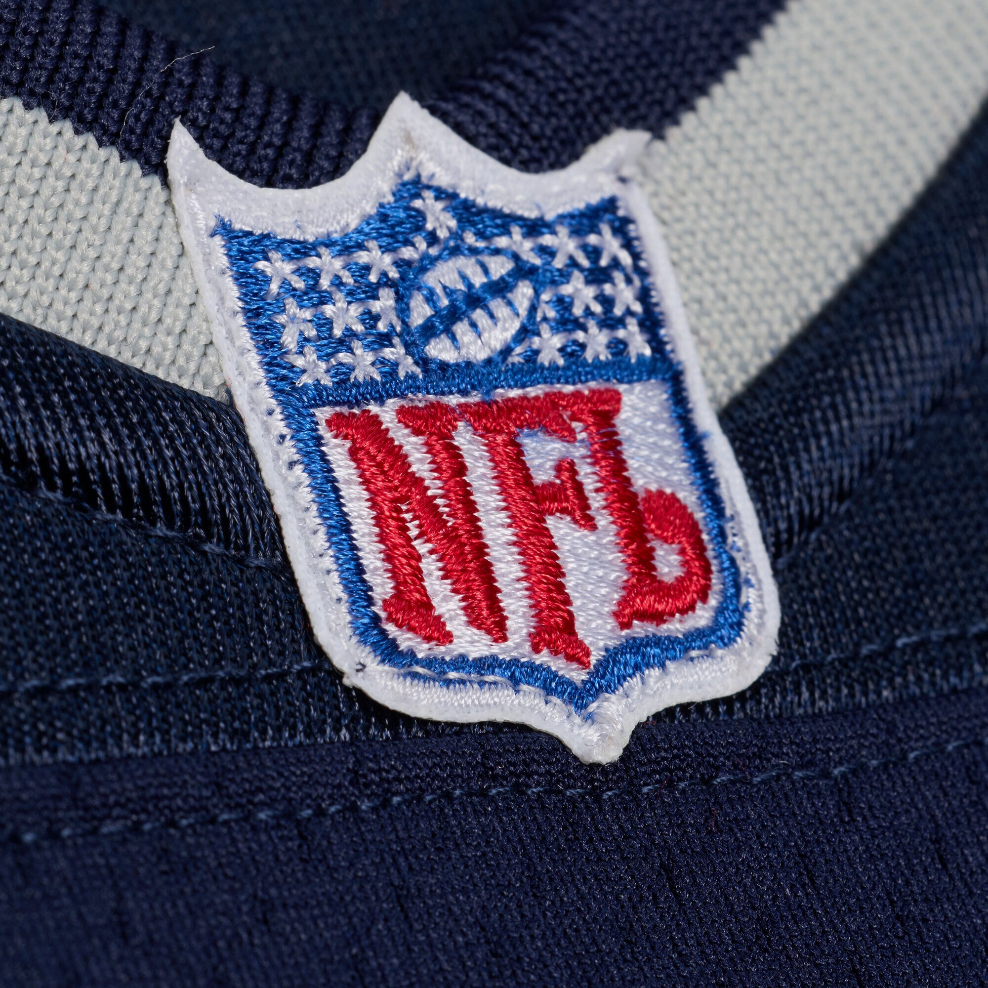 Men's Mitchell & Ness Tom Brady White New England Patriots 2000 Authentic Jersey