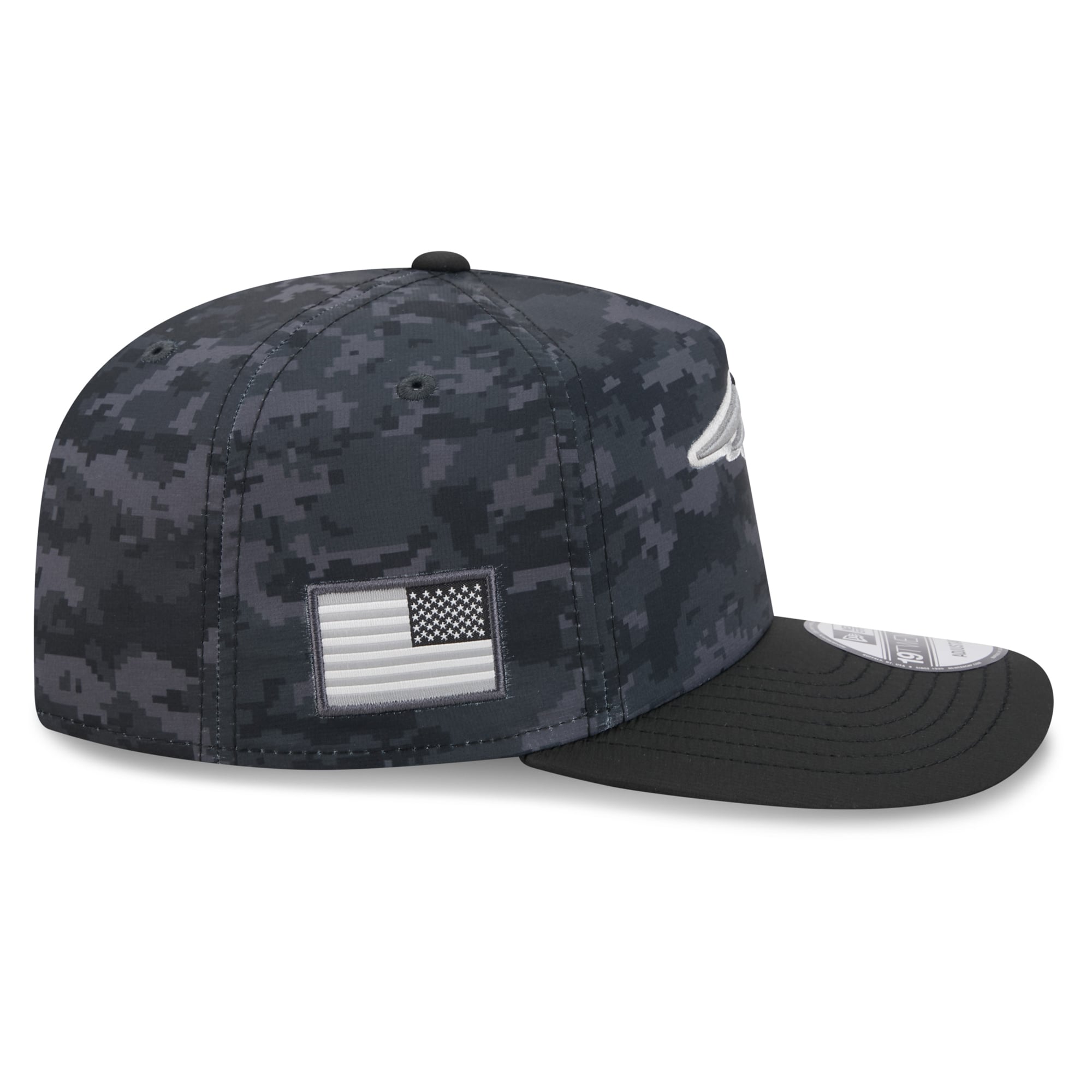 Men's New Era Black New England Patriots 2026 Salute To Service 19TWENTY Adjustable Hat
