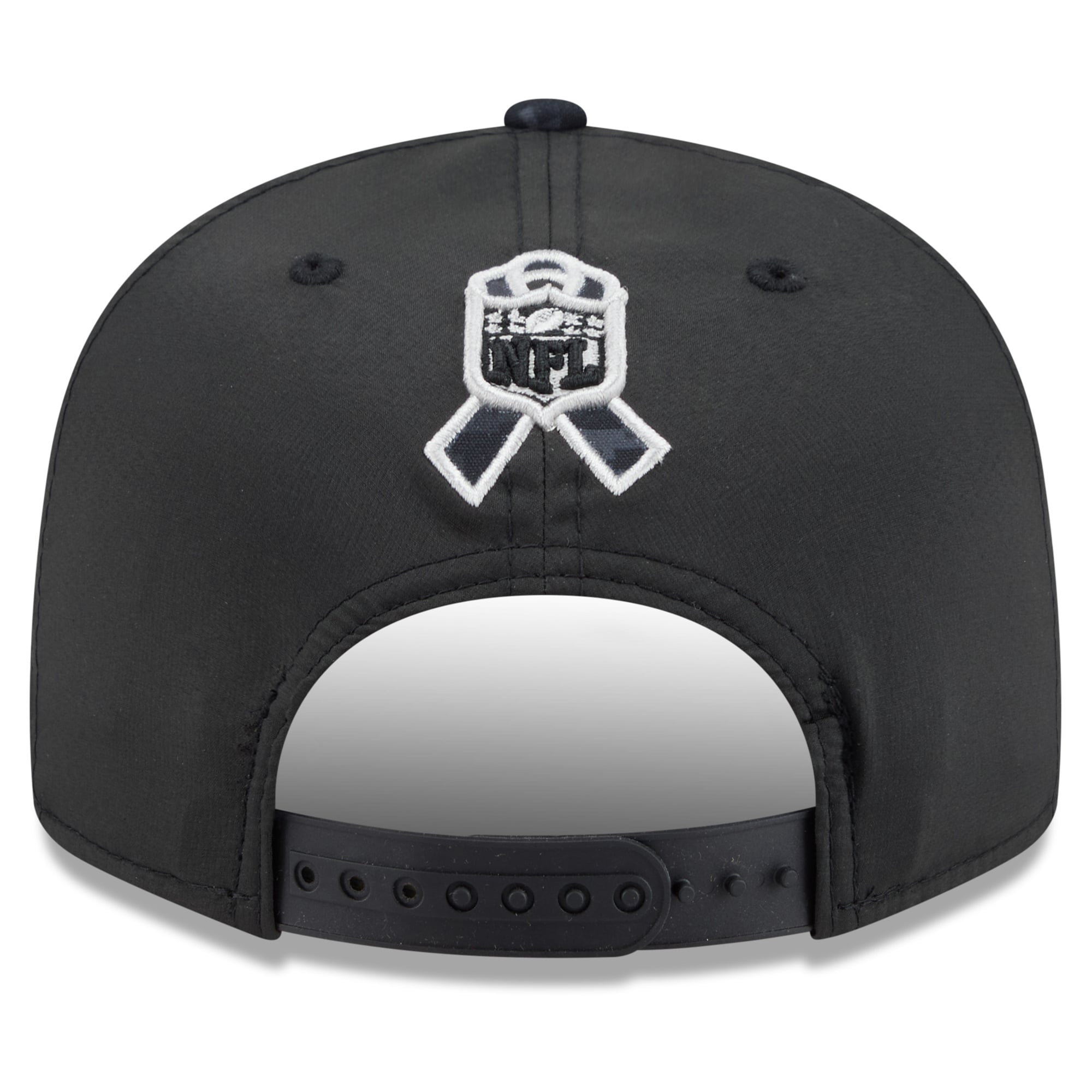 Men's New Era Black New England Patriots 2026 Salute To Service 9FIFTY Snapback Hat