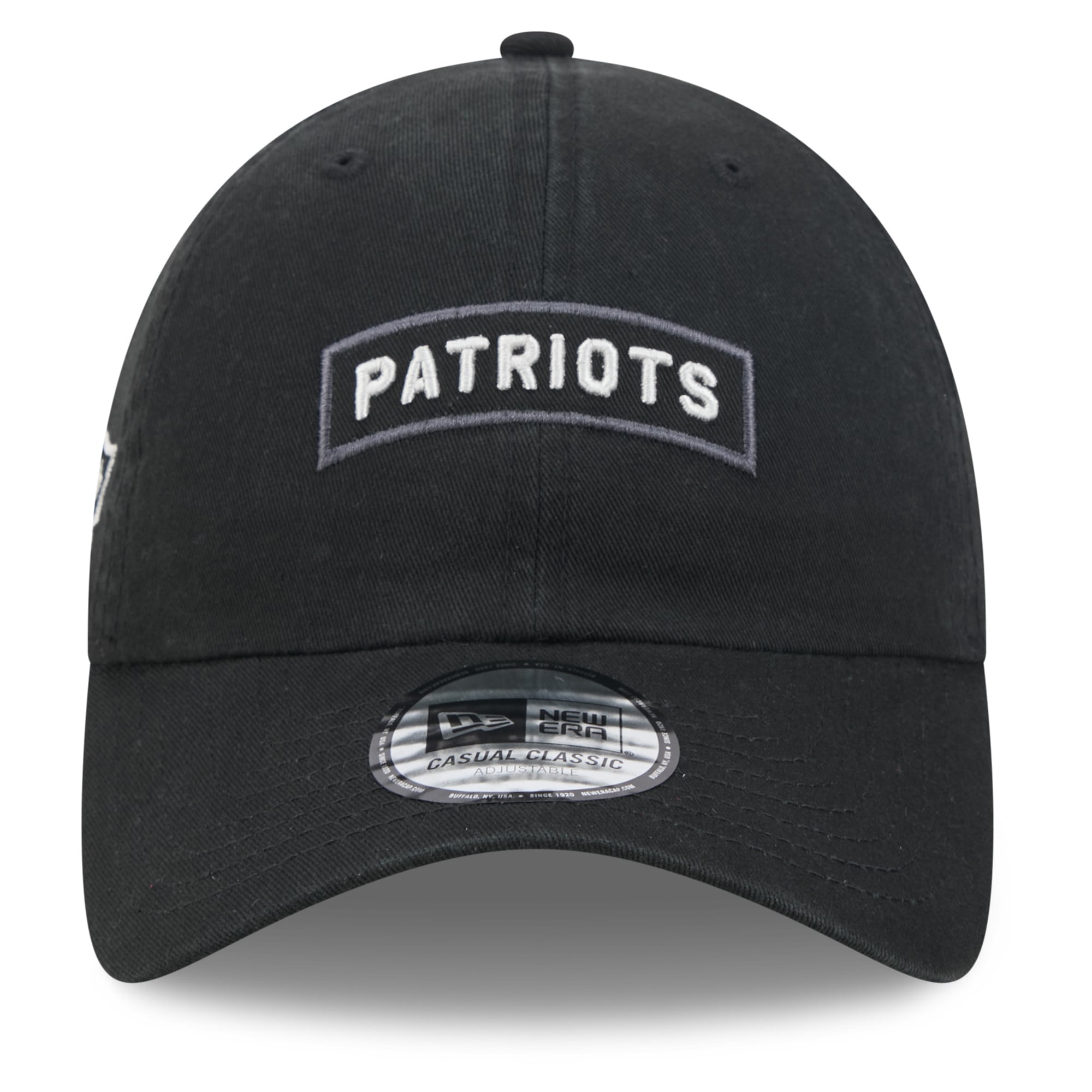 Casquette New Era noire pour homme, modèle New England Patriots 2026 Salute To Service, style classique décontracté et ajustable
