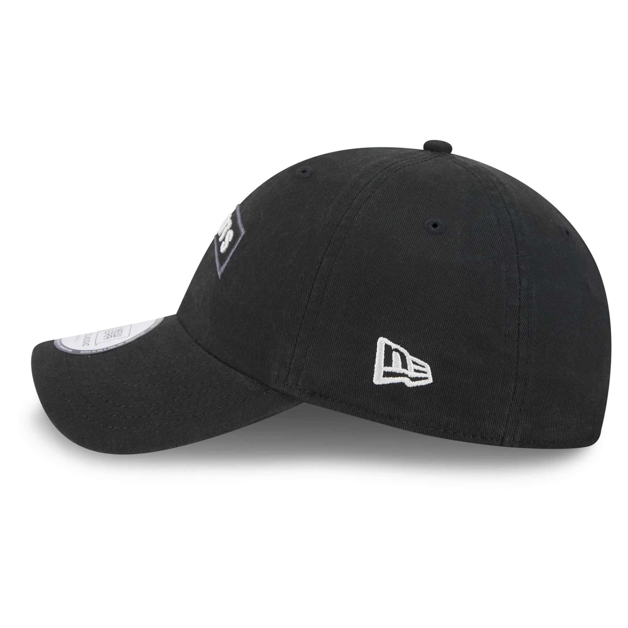 Casquette New Era noire pour homme, modèle New England Patriots 2026 Salute To Service, style classique décontracté et ajustable