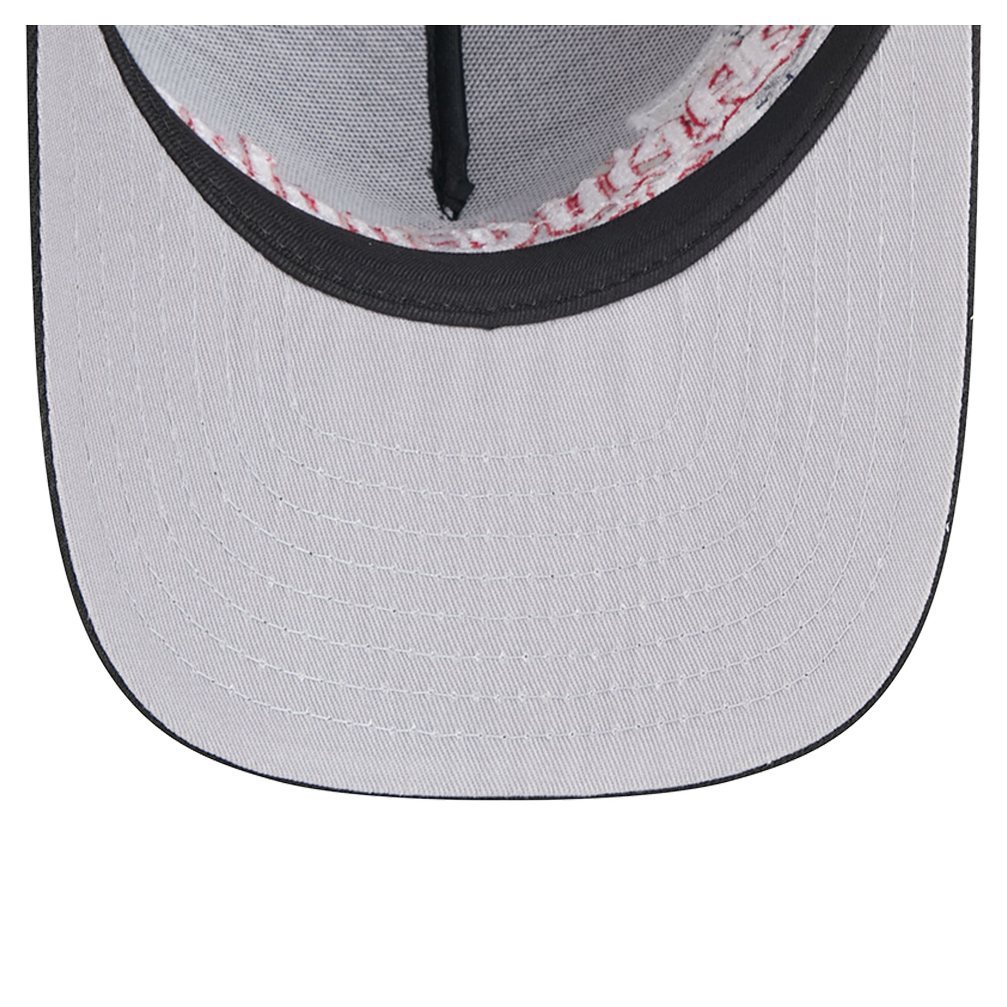 Casquette snapback New Era 9FIFTY noire pour homme, modèle Proud A-Frame, aux couleurs des New England Patriots.