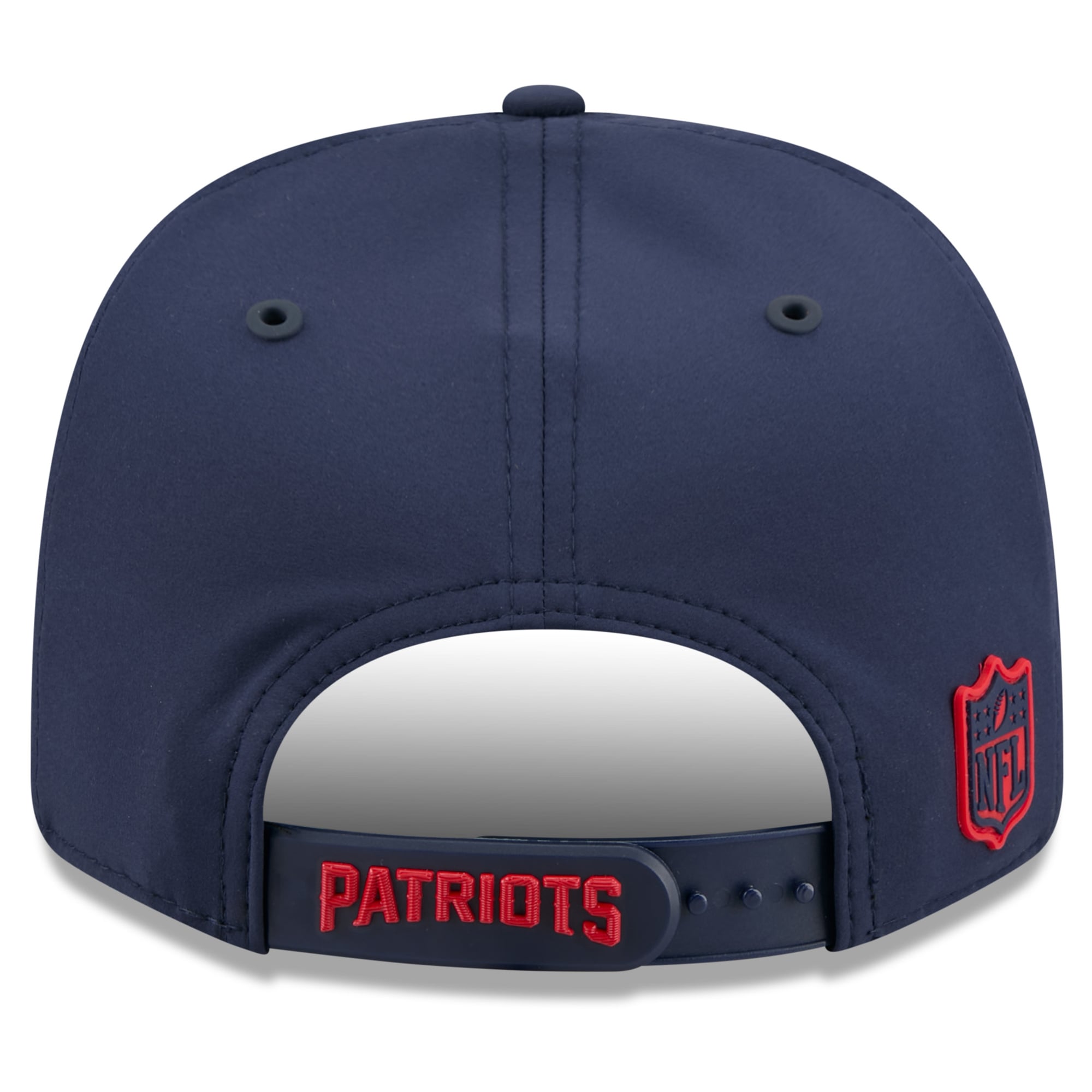 Men's New Era Navy New England Patriots 2026 Sideline 9SEVENTY Adjustable Hat