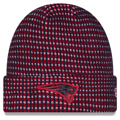 New England Patriots New Era 2026 Sideline Cold Weather Cuffed Knit Hat - Red