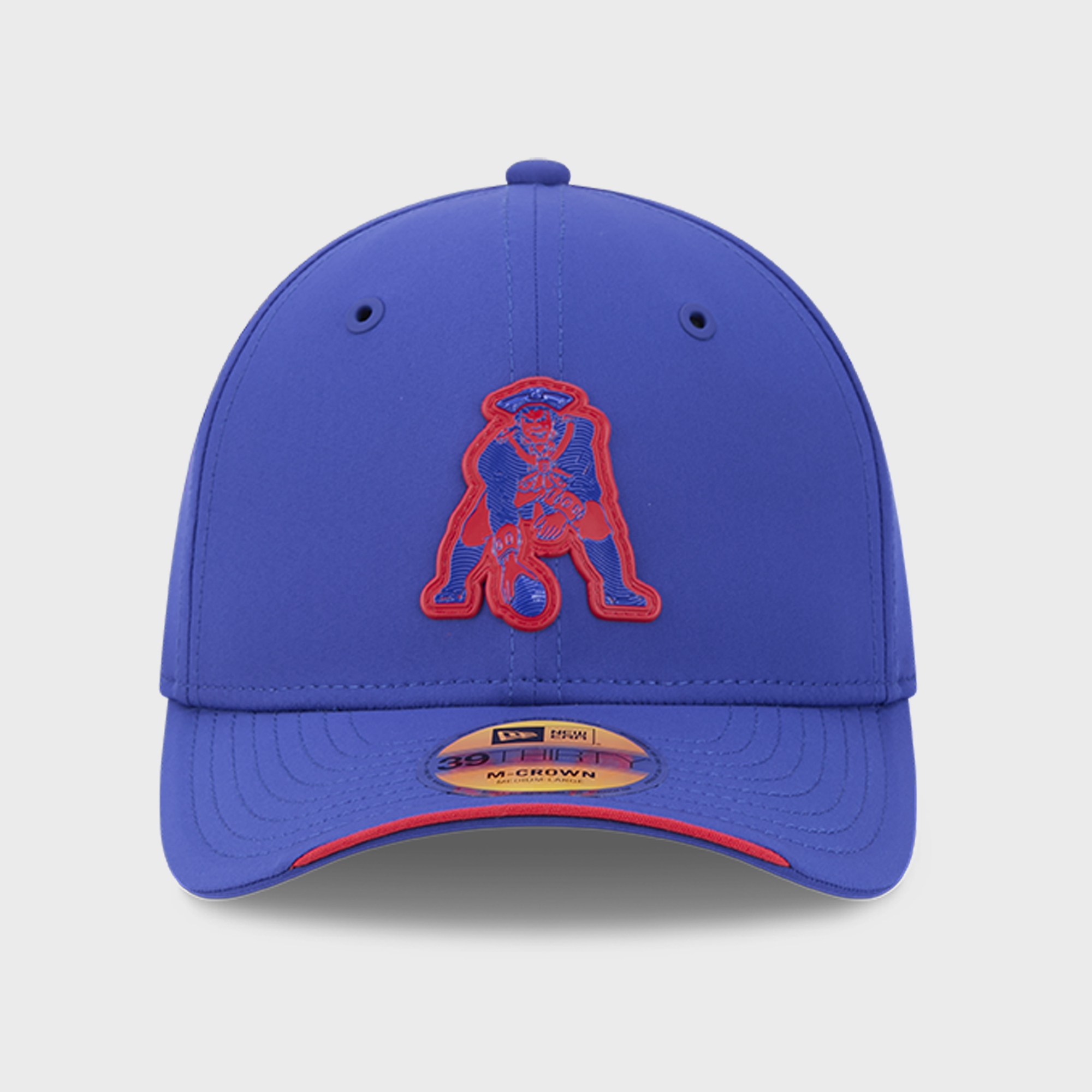 Men's New Era Royal England Patriots 2026 Sideline Throwback 39THIRTY M-Crown Flex Hat