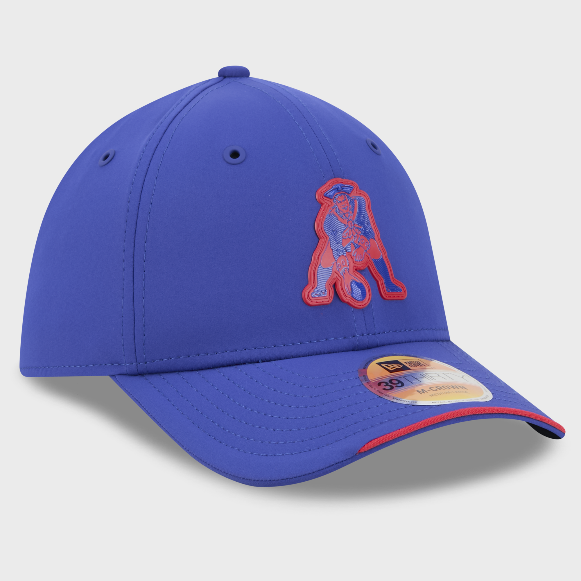 Men's New Era Royal England Patriots 2026 Sideline Throwback 39THIRTY M-Crown Flex Hat