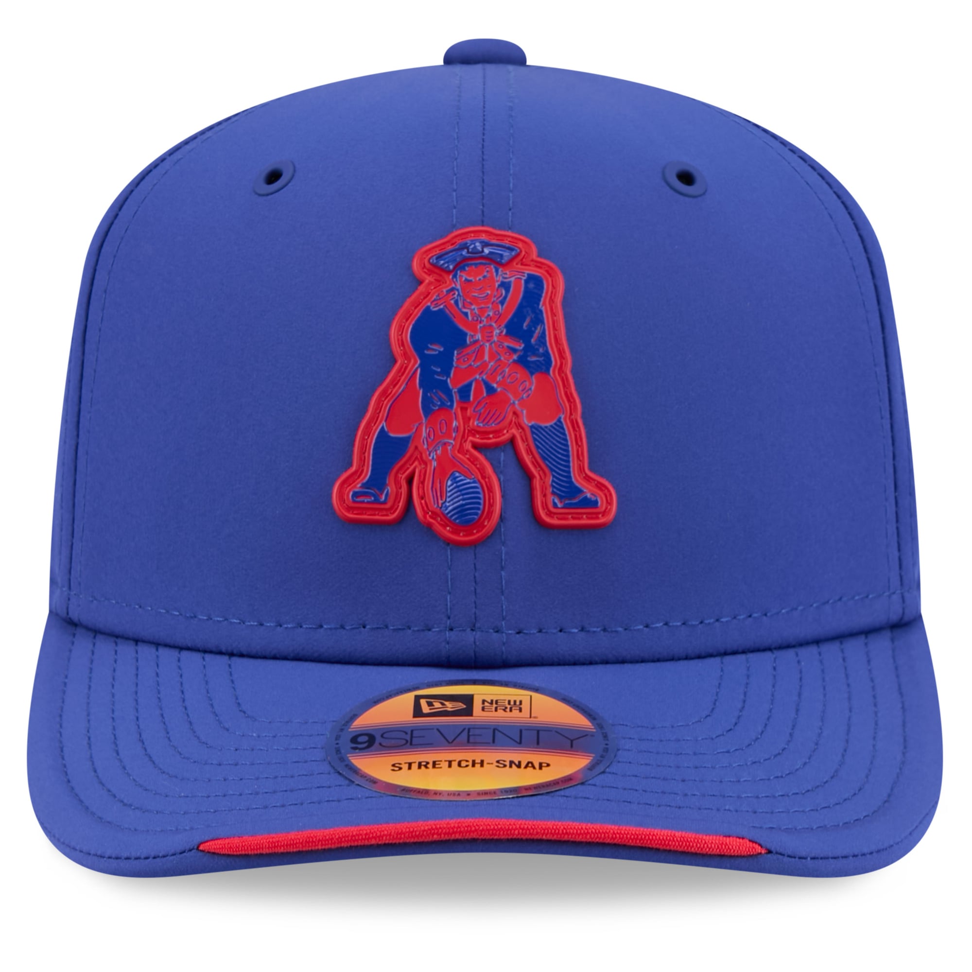 Men's New Era Royal New England Patriots 2026 Sideline Throwback 9SEVENTY Adjustable Hat