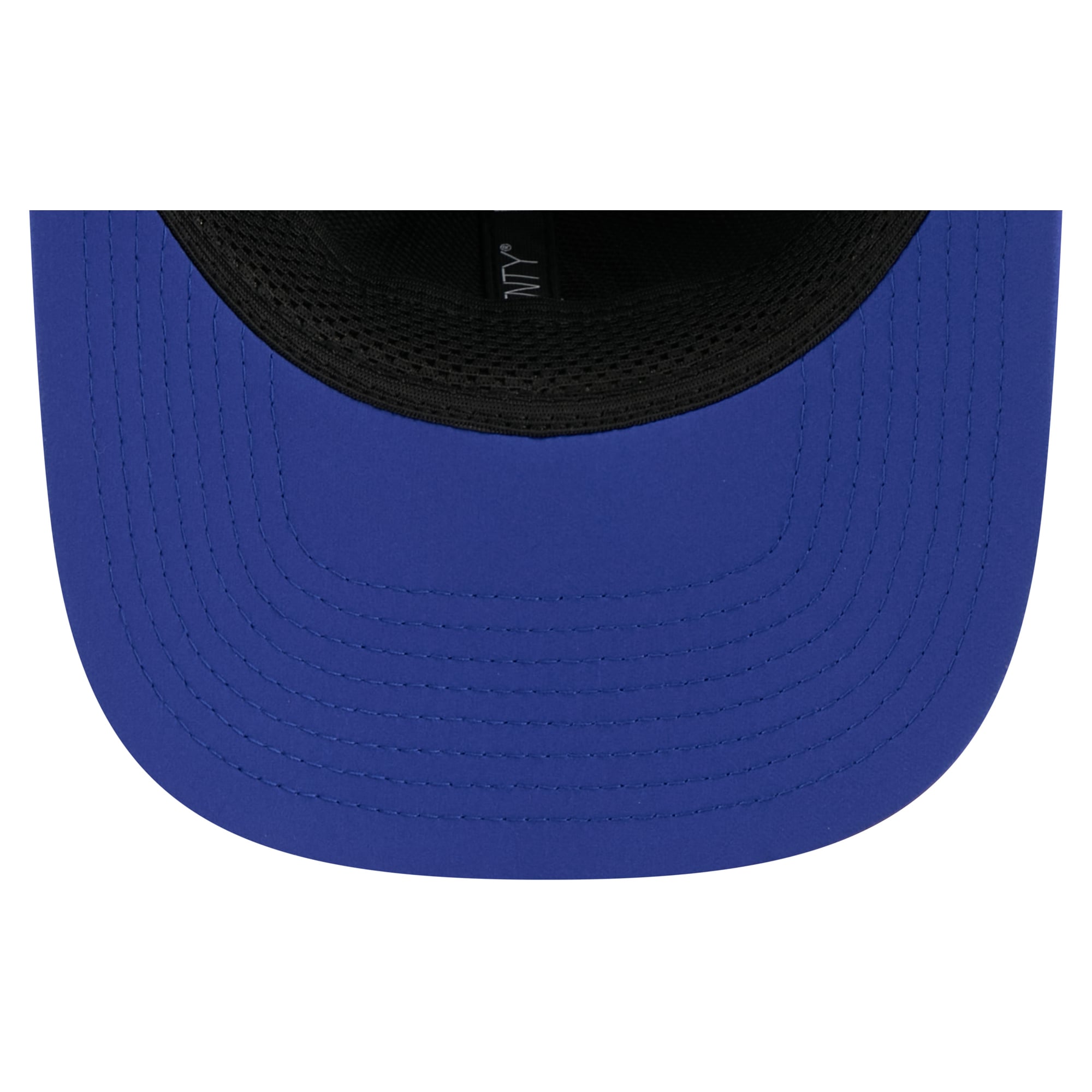 Men's New Era Royal New England Patriots 2026 Sideline Throwback 9SEVENTY Adjustable Hat