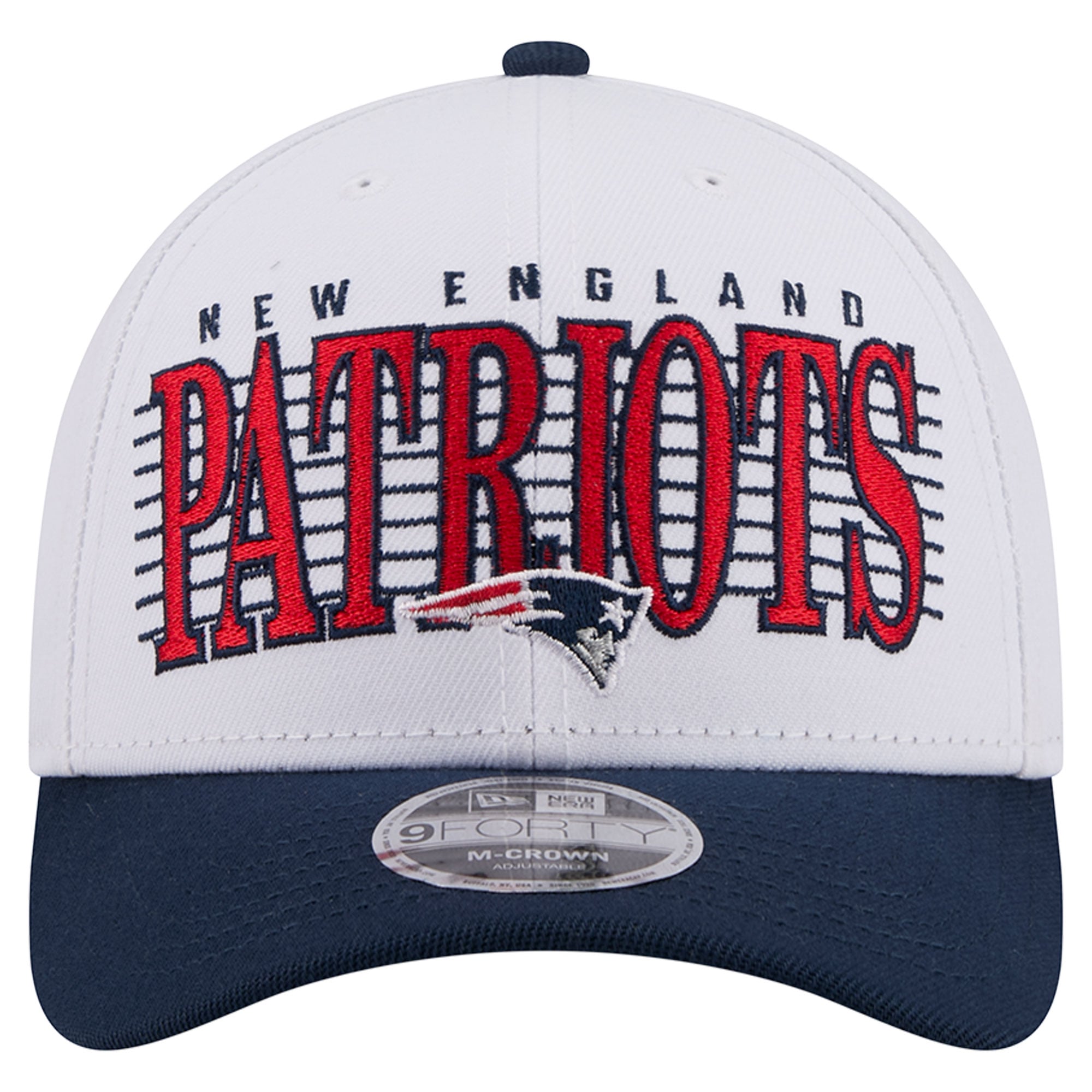 Casquette ajustable New Era blanche et marine pour homme, modèle Loyal 9FORTY M-Crown des New England Patriots
