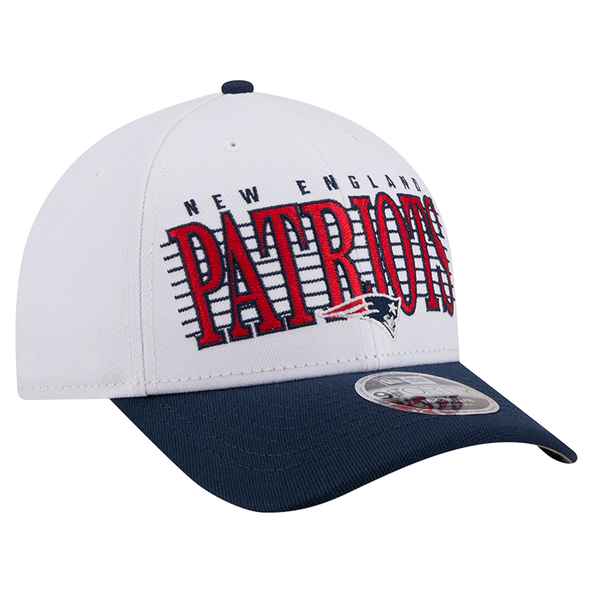 Casquette ajustable New Era blanche et marine pour homme, modèle Loyal 9FORTY M-Crown des New England Patriots