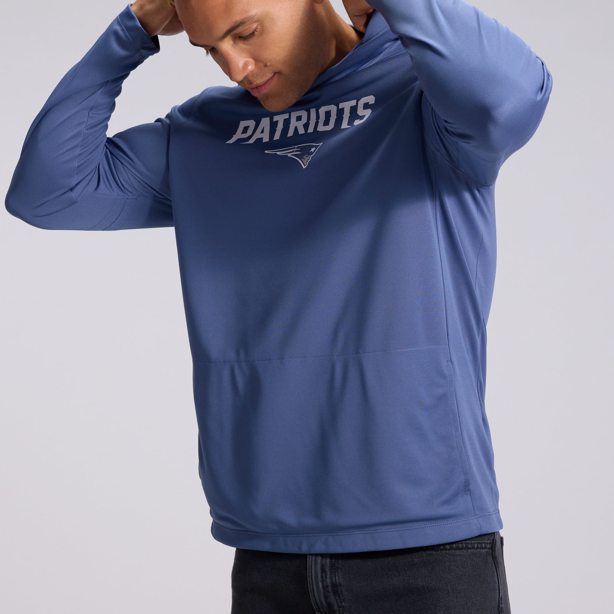 Men's Nike  Blue New England Patriots Rivalries Collection Sideline Lightweight Hooded Long Sleeve Top