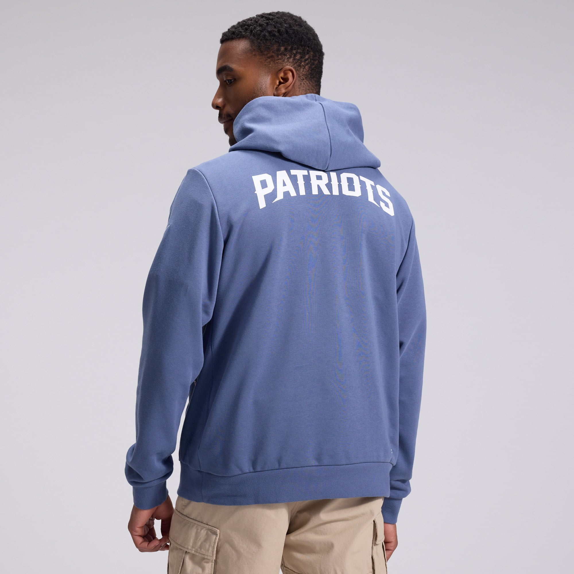 Men's Nike  Blue New England Patriots Rivalries Collection Standard Issue Sideline Pullover Hoodie