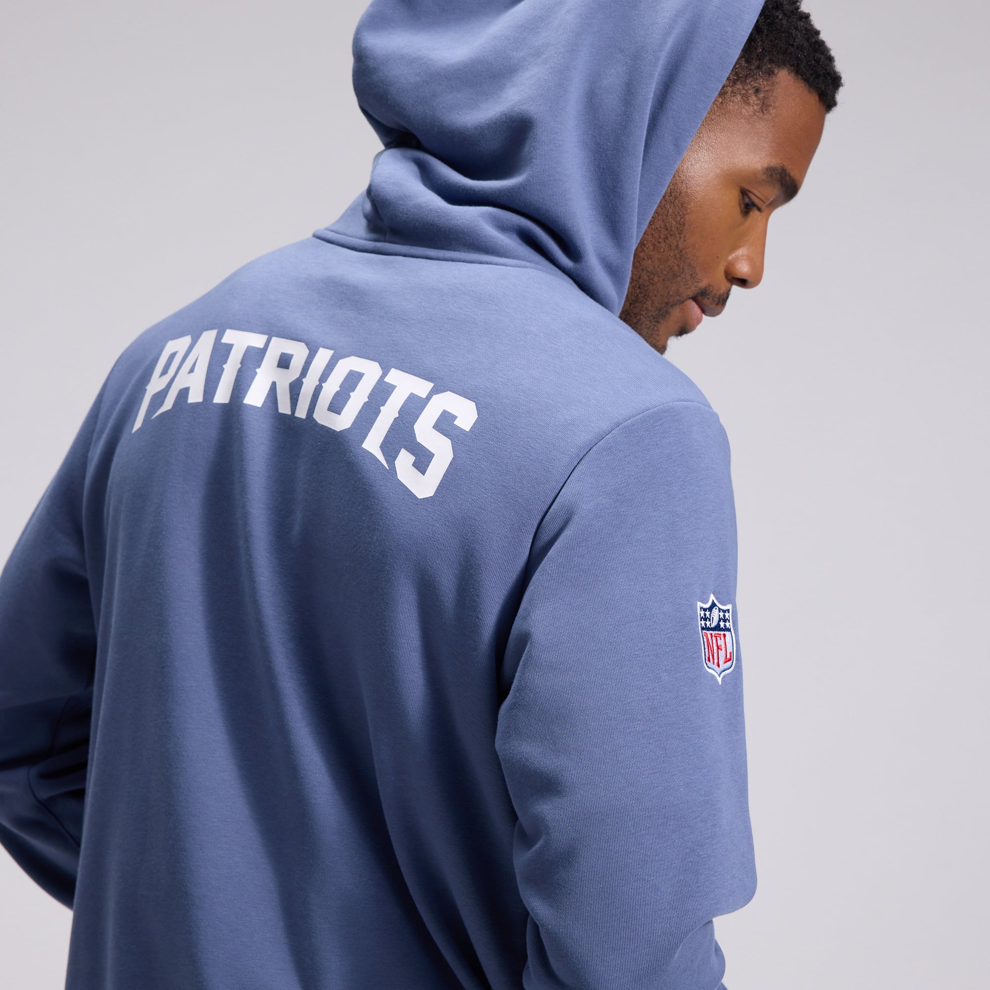Men's Nike  Blue New England Patriots Rivalries Collection Standard Issue Sideline Pullover Hoodie