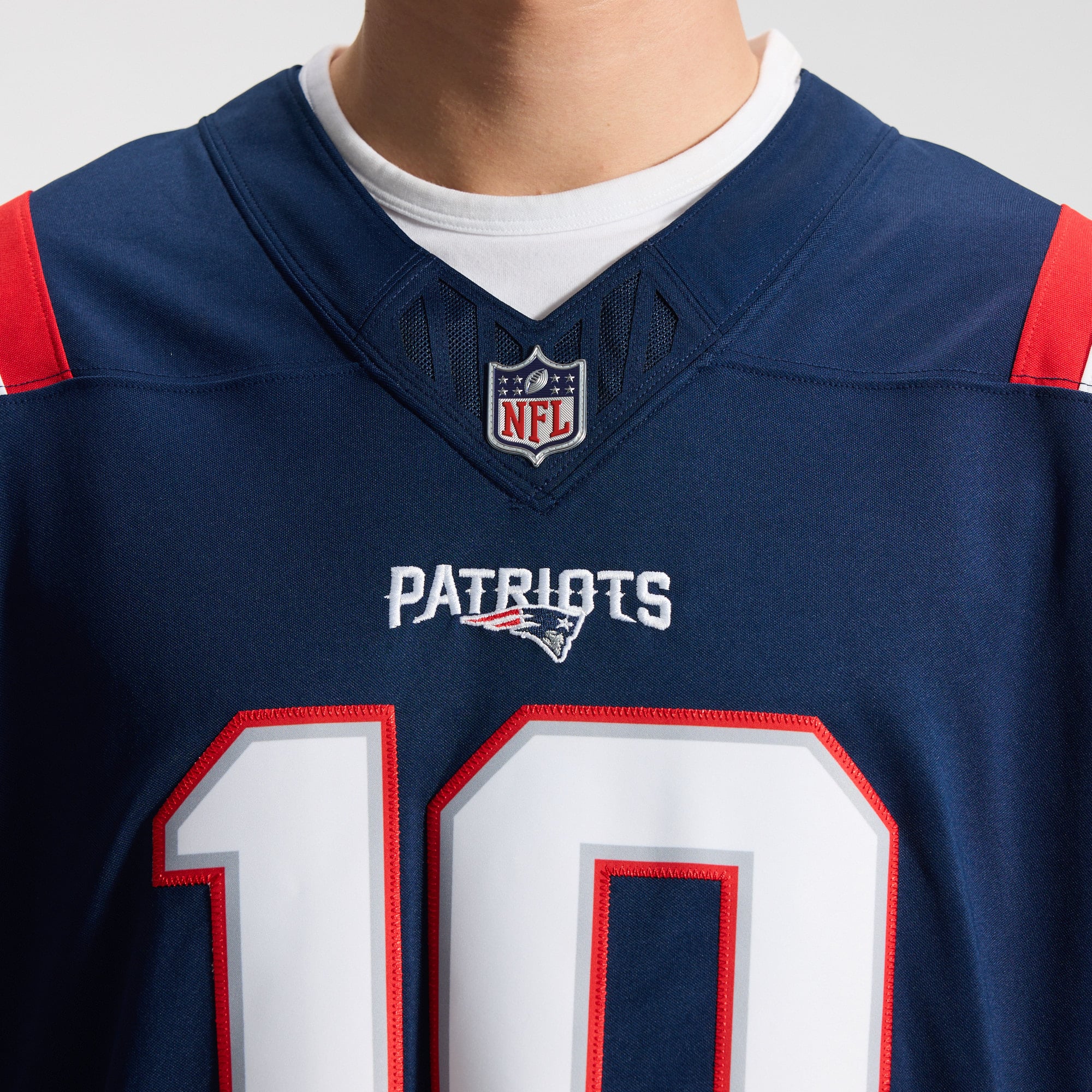 Maillot Nike Drake Maye bleu marine New England Patriots Team Vapor F.U.S.E. Stitched Limited pour homme