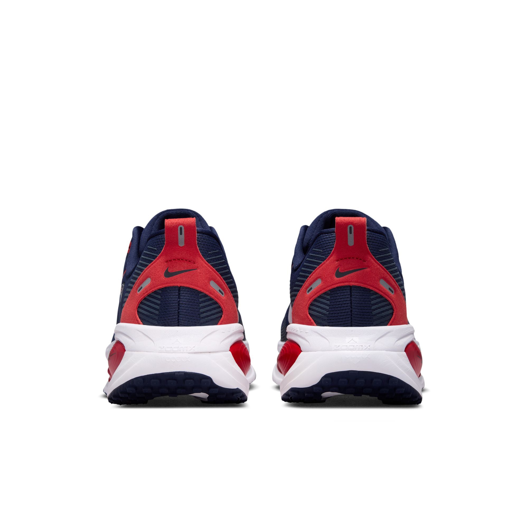 Men's Nike New England Patriots Vomero 18 Running Shoes