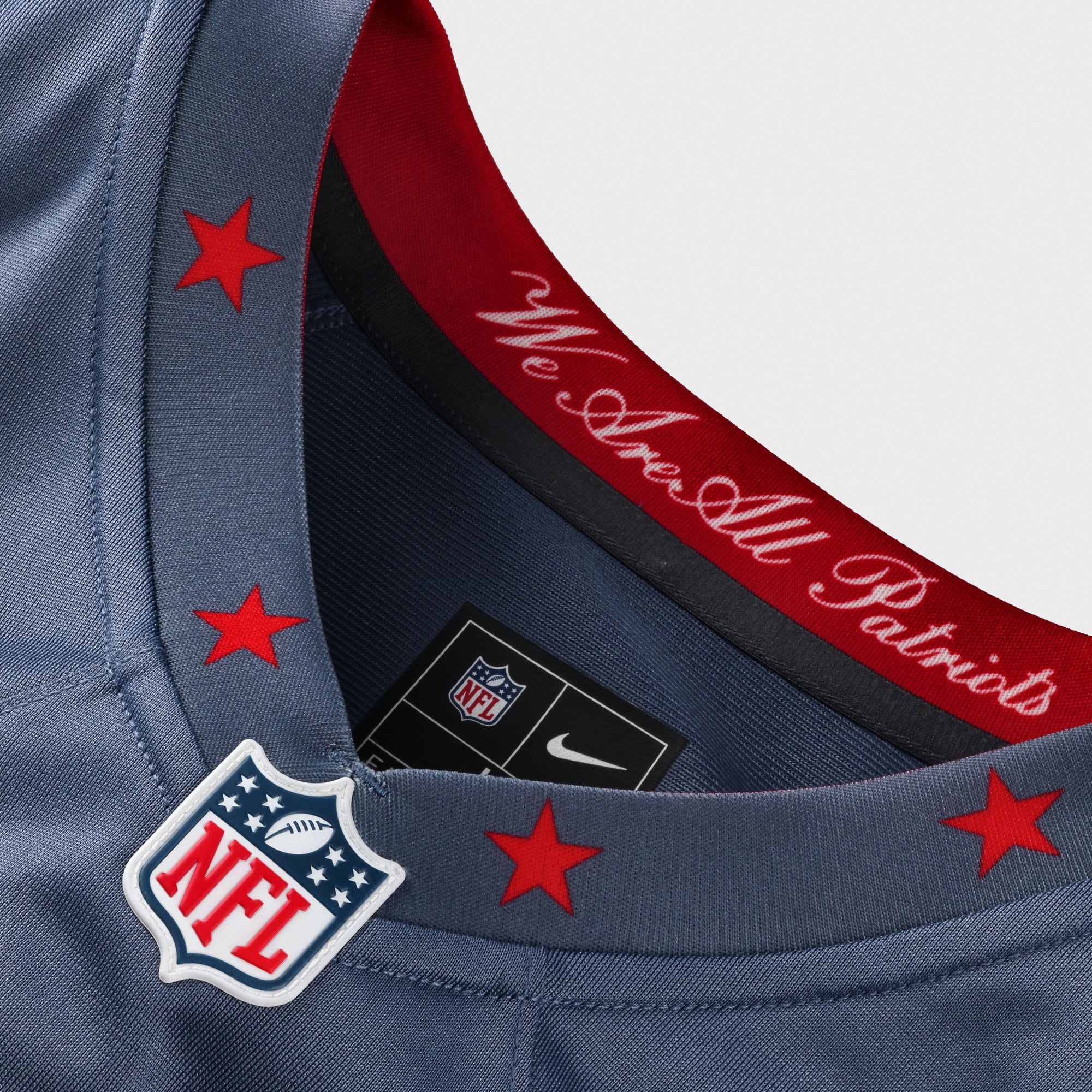 Maillot de match Nike TreVeyon Henderson bleu la collection Rivalries des New England Patriots pour homme
