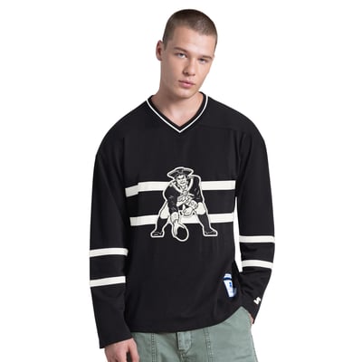 New England Patriots Starter Line Up Retro Logo Long Sleeve V-Neck T-Shirt - Black