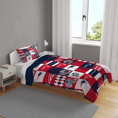 New England Patriots Pegasus Patchwork Plaid Two-Piece Twin/Twin XL Bed in a Bag Set
