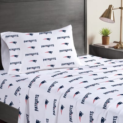 New England Patriots Pegasus Three-Piece Twin Sheet Set