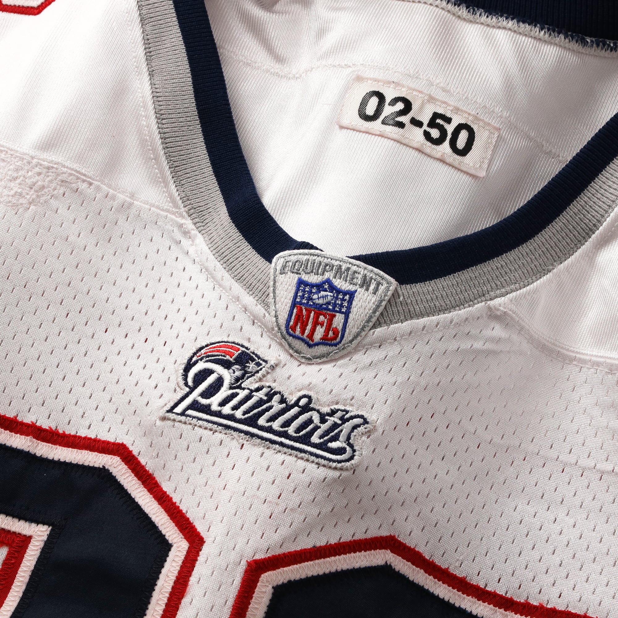 Maillot blanc n° 96 porté par Rick Lyle lors d'un match des New England Patriots de la saison 2002 de la NFL