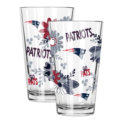 New England Patriots The Memory Company Two-Piece 16oz. Flowers Pint Glass Set