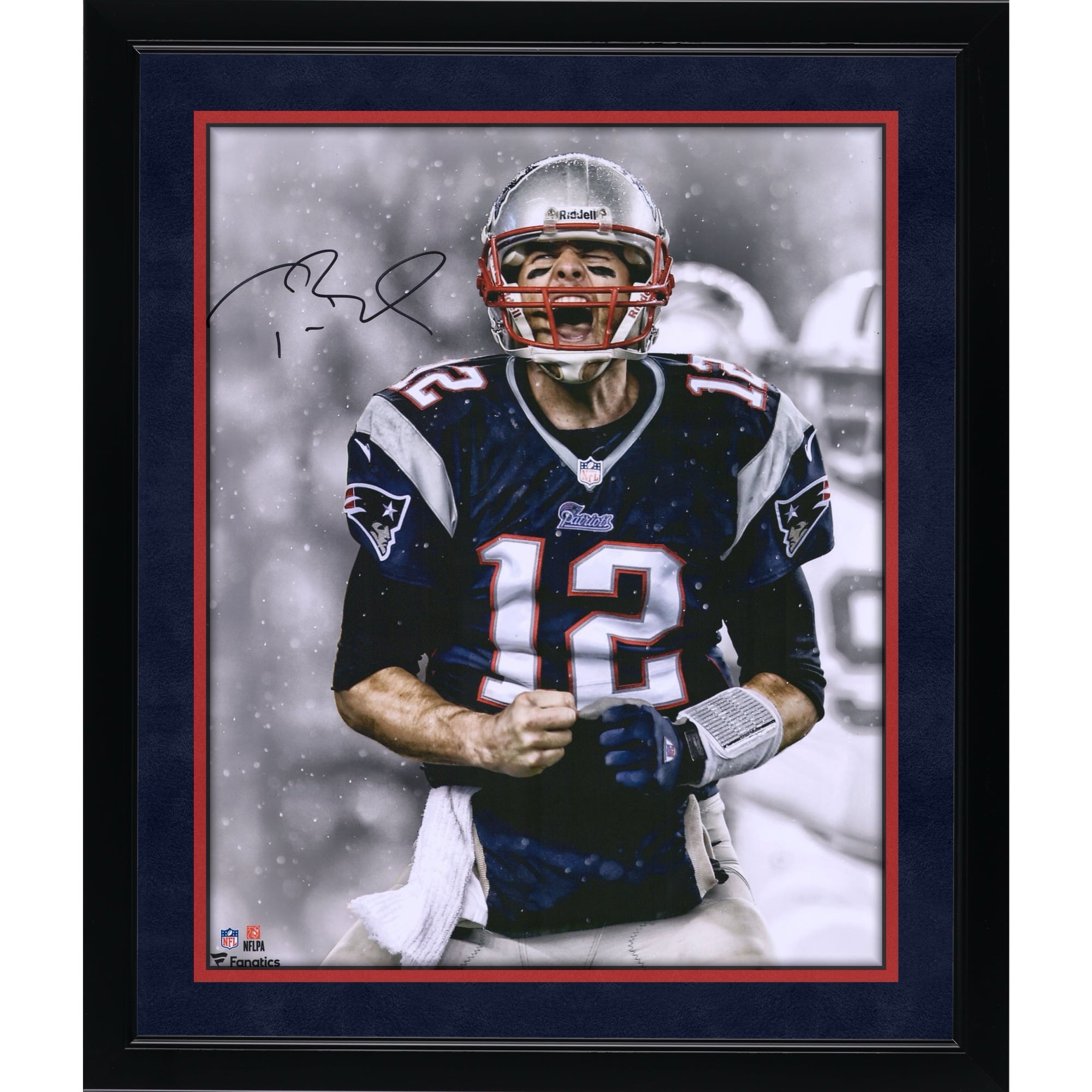 Tom Brady New England Patriots Autographed 16" x 20" Screaming Photograph