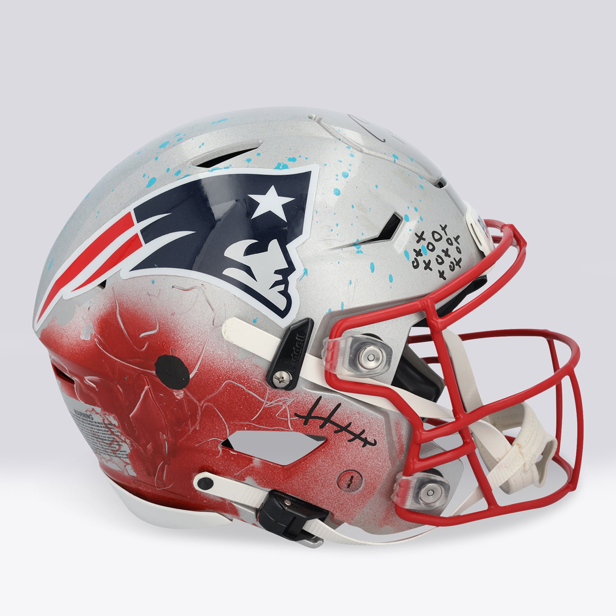 Casque Riddell Speed ​​Flex Authentic autographié par Tom Brady (New England Patriots) - Illustration de Caviar Coleman - Édition limitée n° 1/1 - UW25