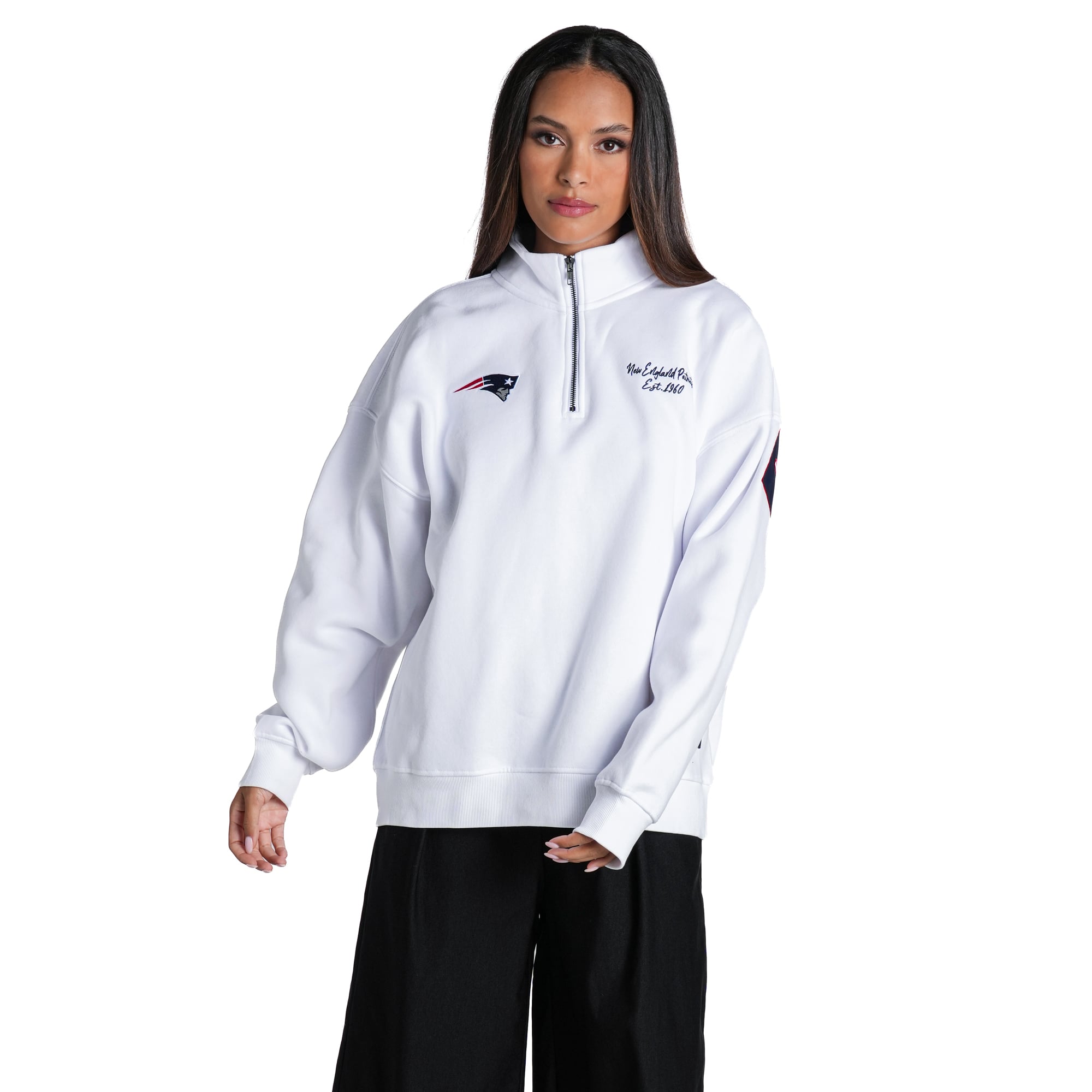 Pull polaire unisexe The Wild Collective blanc New England Patriots à col carré et fermeture éclair 1/4