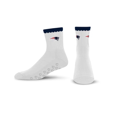  New England Patriots PRO Compression Women's Heartshape Grippers Yoga-Pilates Quarter Socks - White