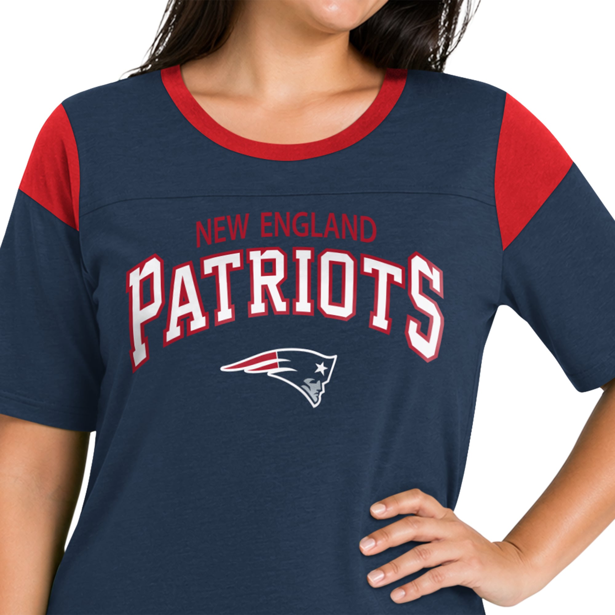 T-shirt Starter Navy New England Patriots grande taille pour femme, style linebacker, en jersey flammé.