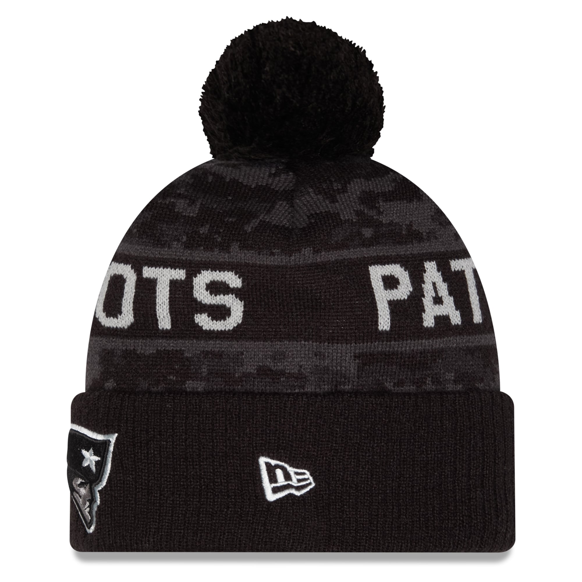 Bonnet à revers New Era noir pour jeunes, New England Patriots 2026 Salute To Service, avec pompon