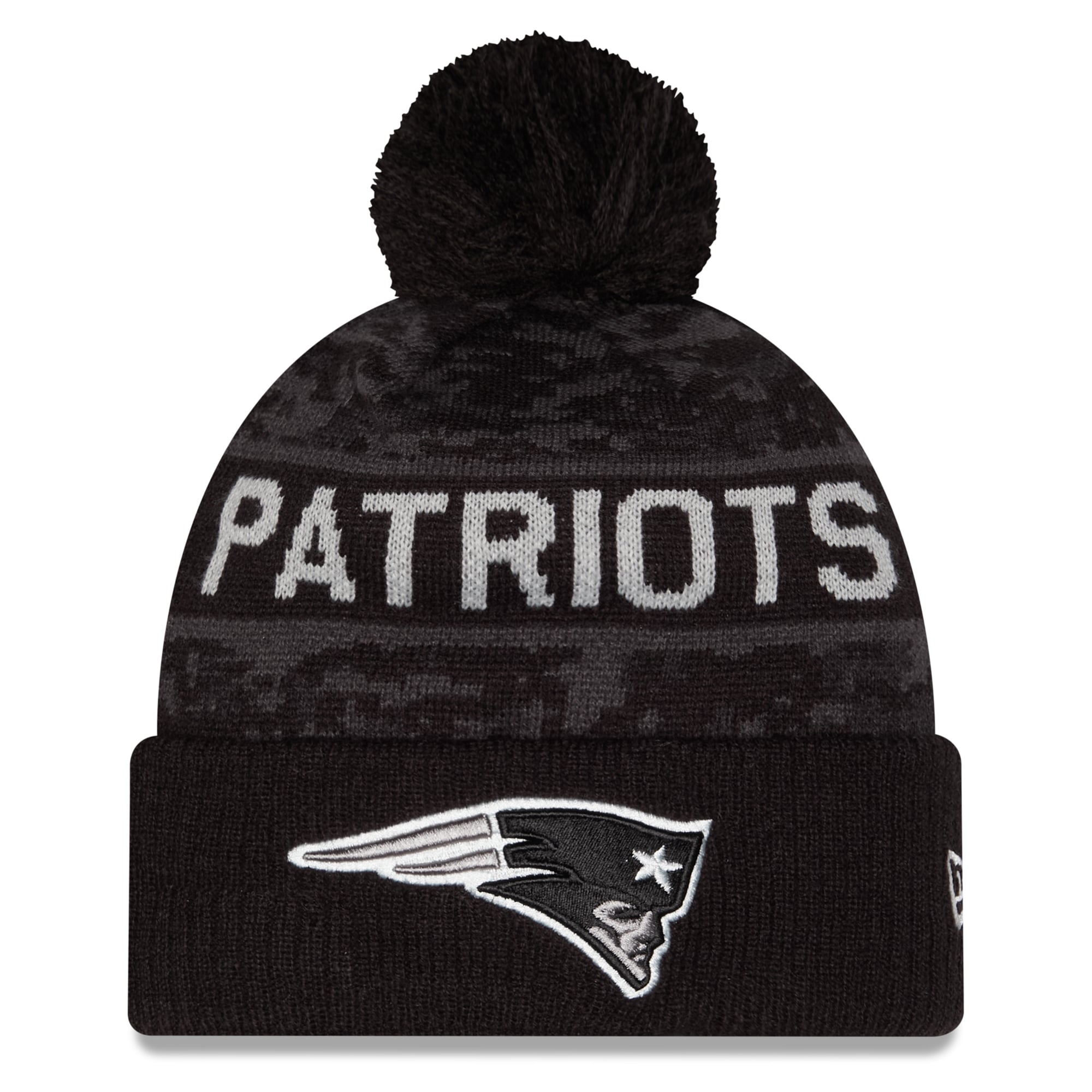 Bonnet à revers New Era noir pour jeunes, New England Patriots 2026 Salute To Service, avec pompon